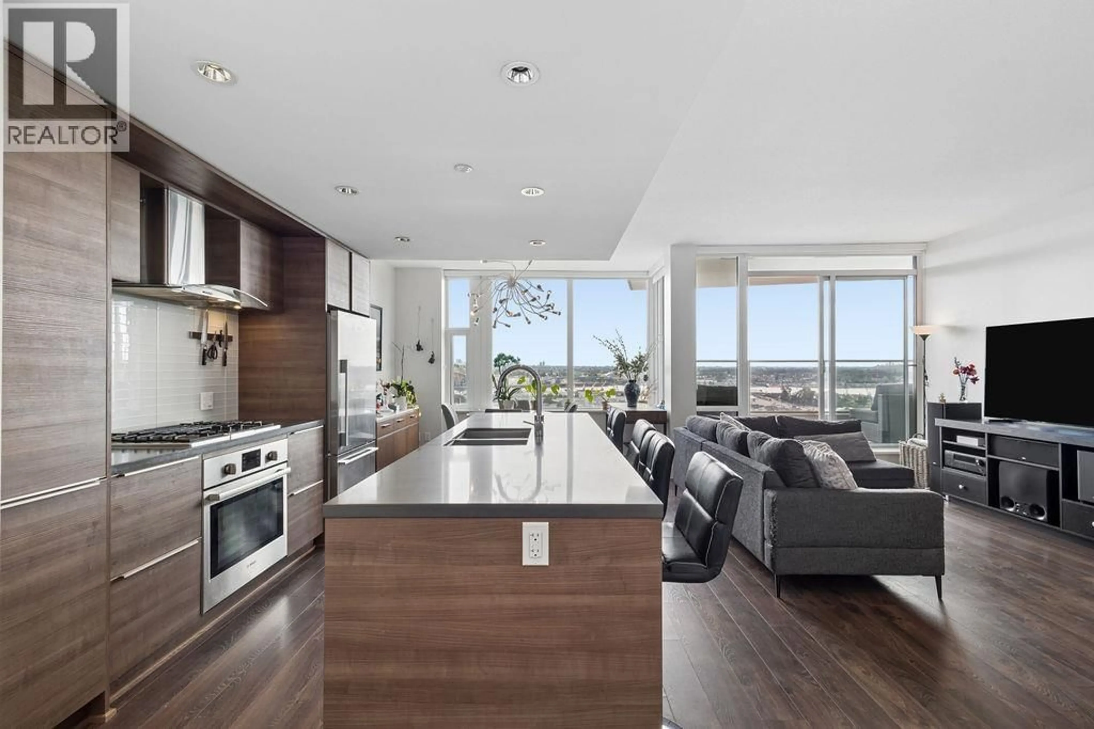 Open concept kitchen, unknown for 2303 - 1550 FERN STREET, North Vancouver British Columbia V7J0A9