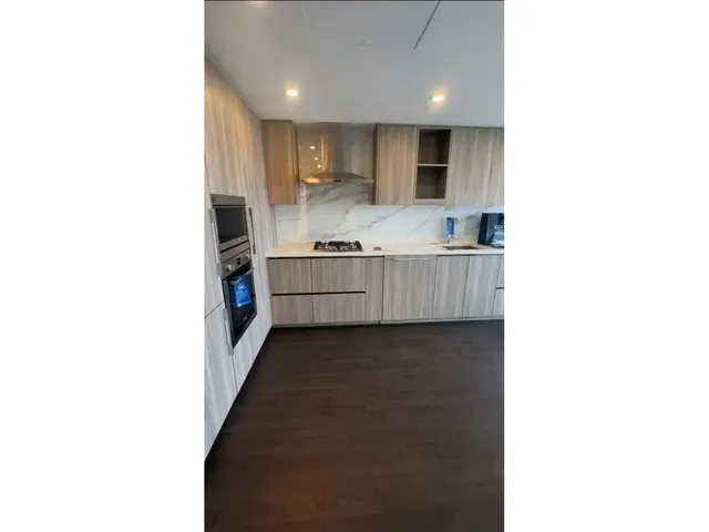 2201 - 13778 100TH AVENUE, Surrey 2