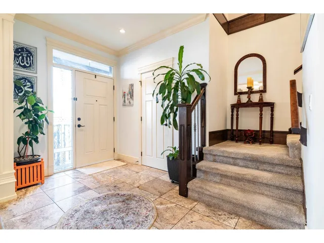 19470 72 AVENUE, Surrey 5