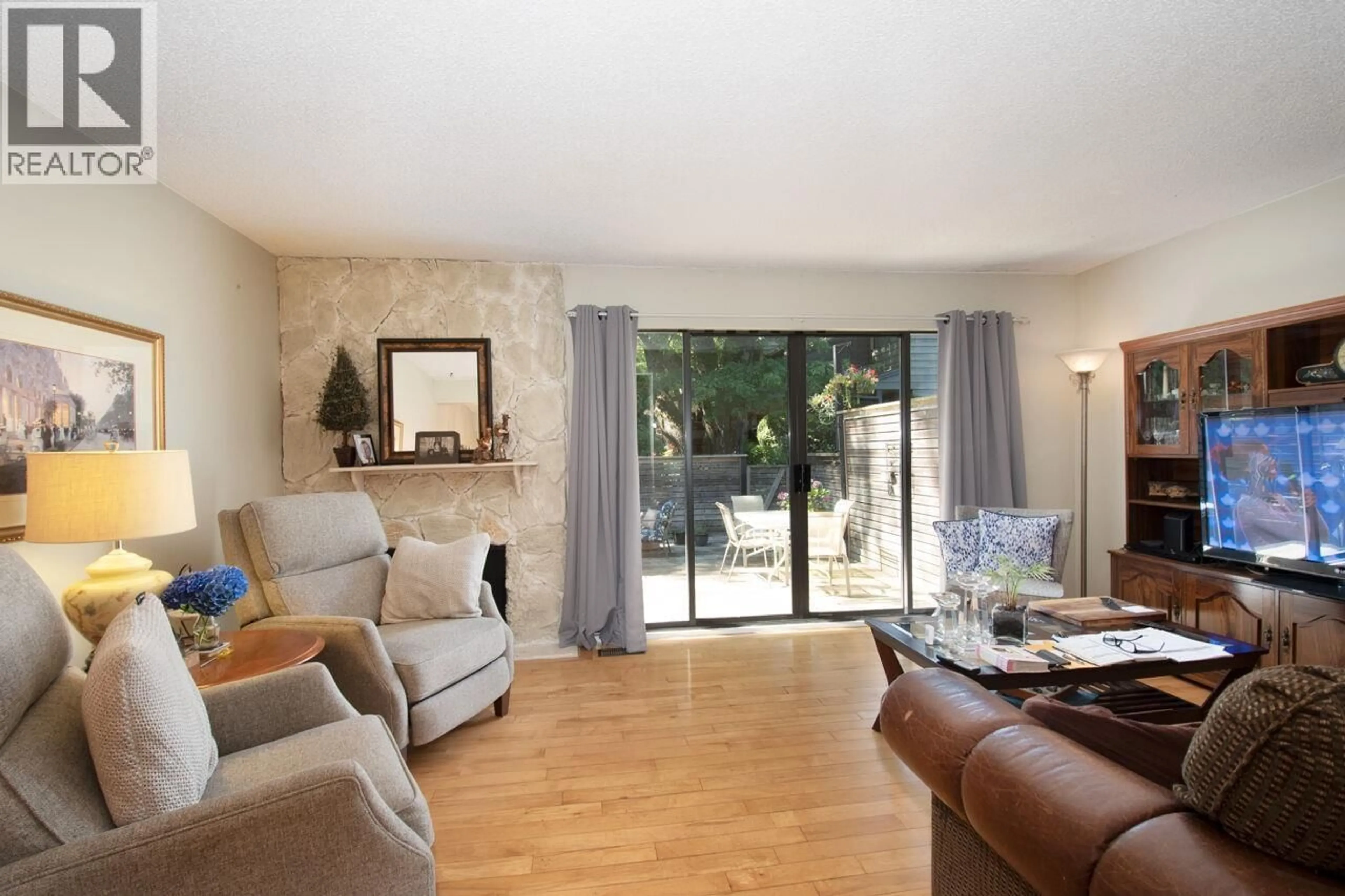 Living room with furniture, unknown for 88 - 1950 CEDAR VILLAGE CRESCENT, North Vancouver British Columbia V7J3M5