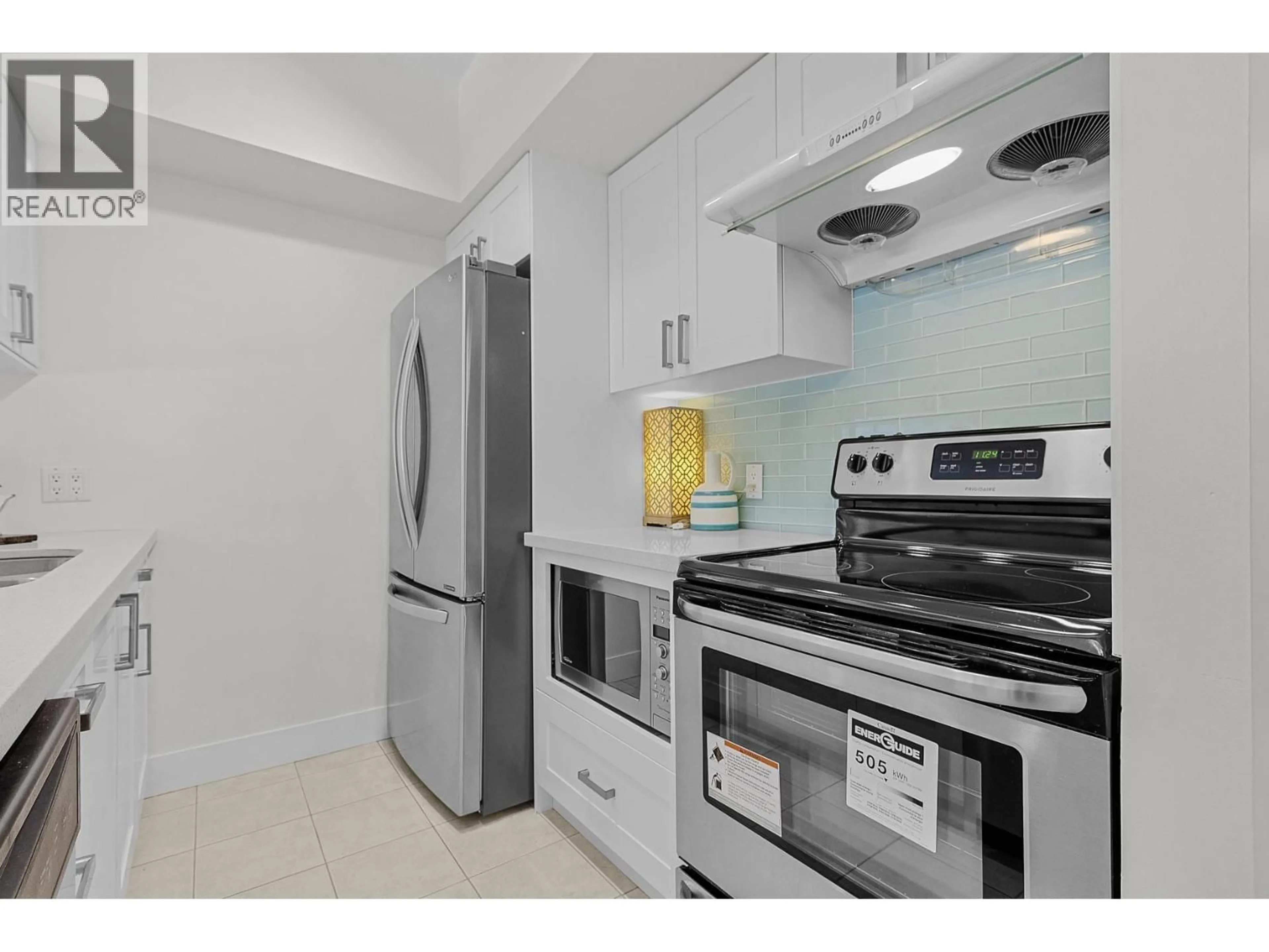 Standard kitchen, ceramic/tile floor for 302 - 8871 LANSDOWNE ROAD, Richmond British Columbia V6X3X8
