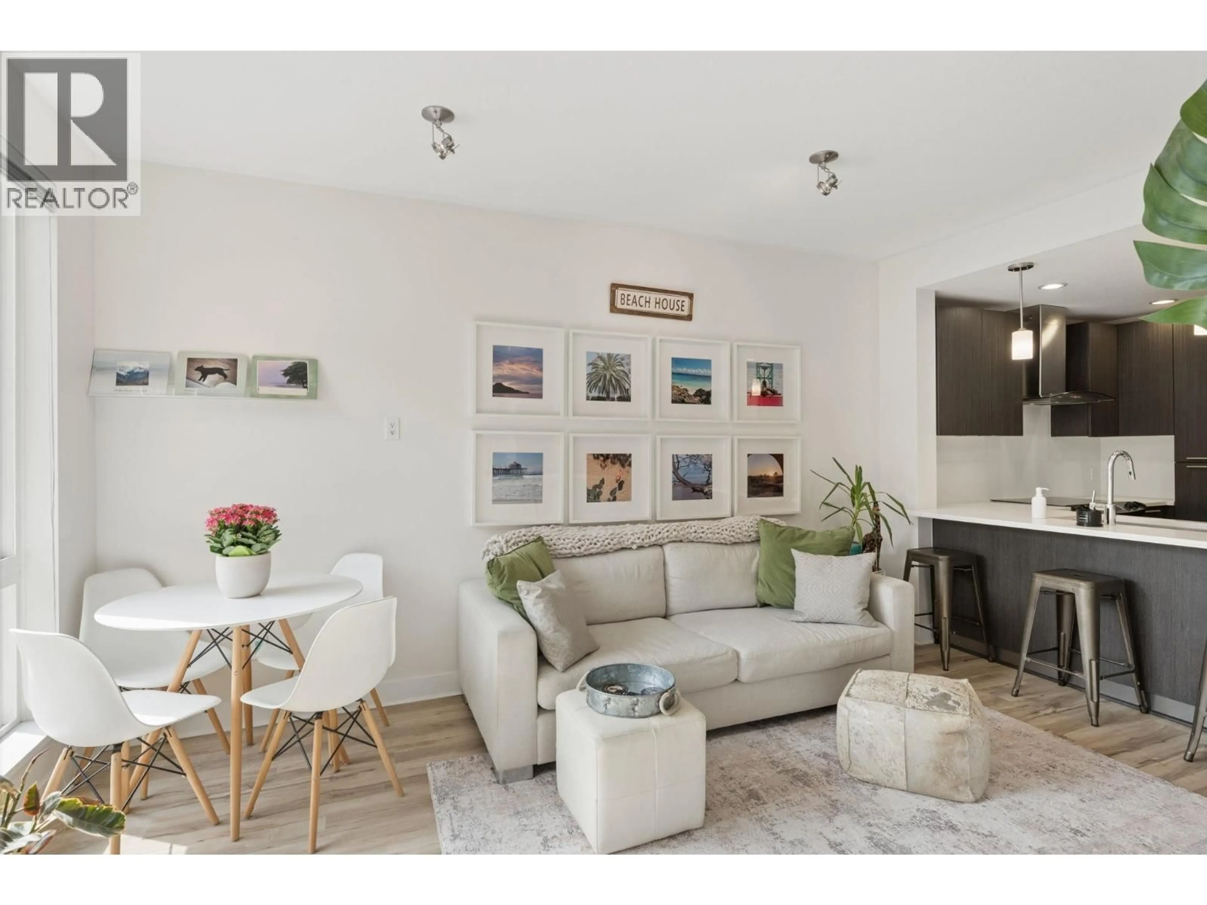 Living room with furniture, unknown for 312 - 733 3RD STREET, North Vancouver British Columbia V7M0C8