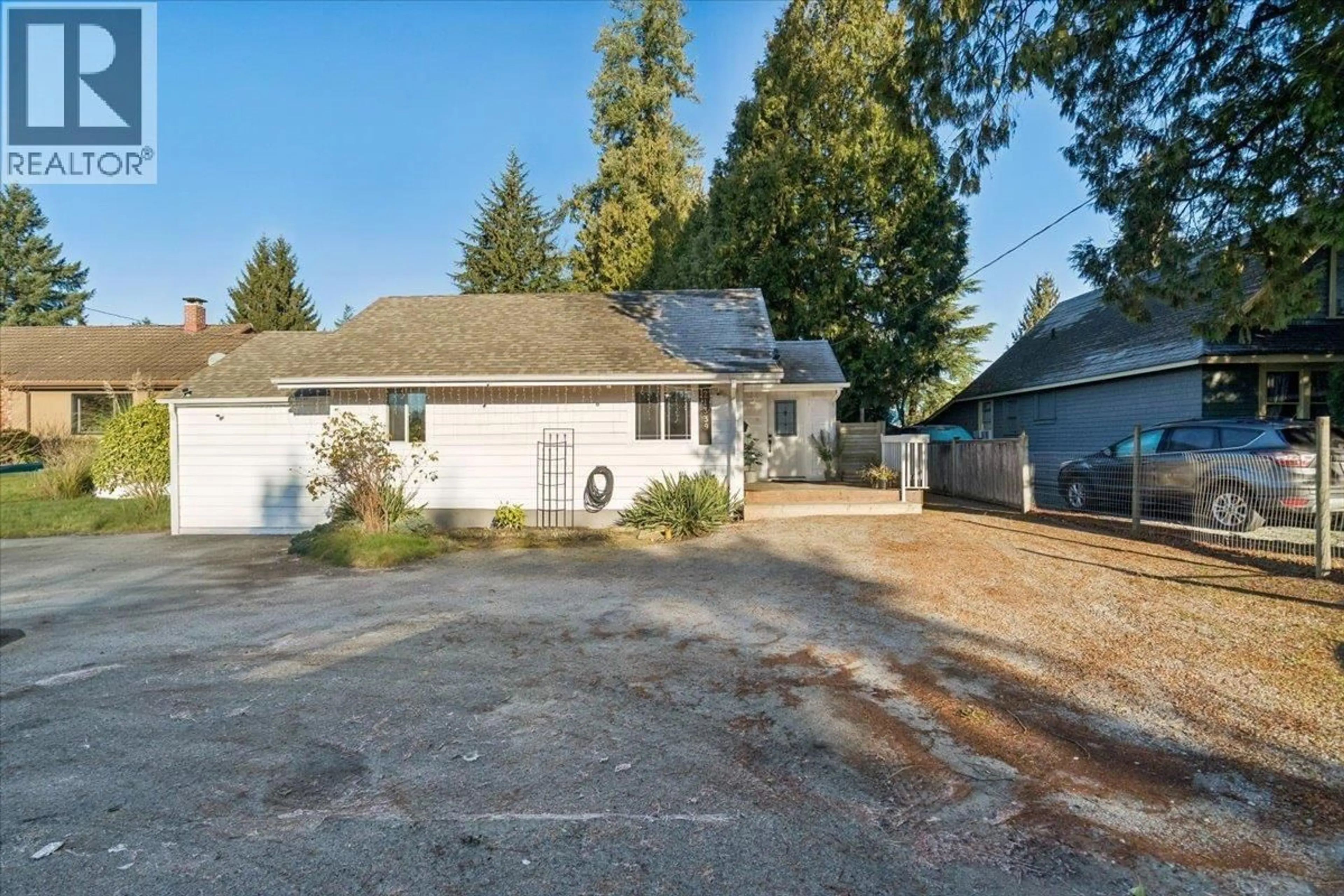 A pic from outside/outdoor area/front of a property/back of a property/a pic from drone, street for 21339 DEWDNEY TRUNK ROAD, Maple Ridge British Columbia V2X3G2