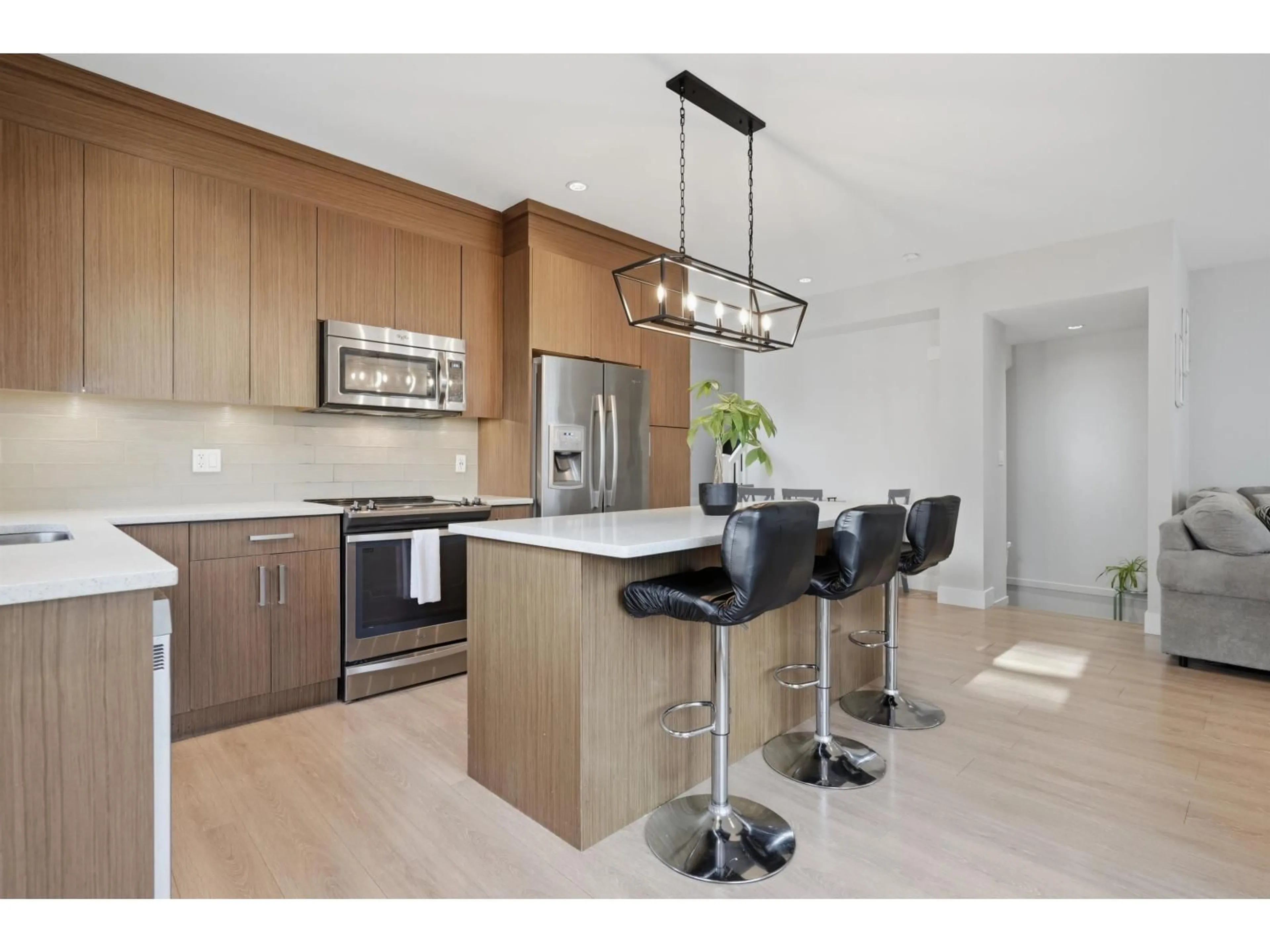 Open concept kitchen, unknown for 30 - 20856 76 AVENUE, Langley British Columbia V2Y0S7
