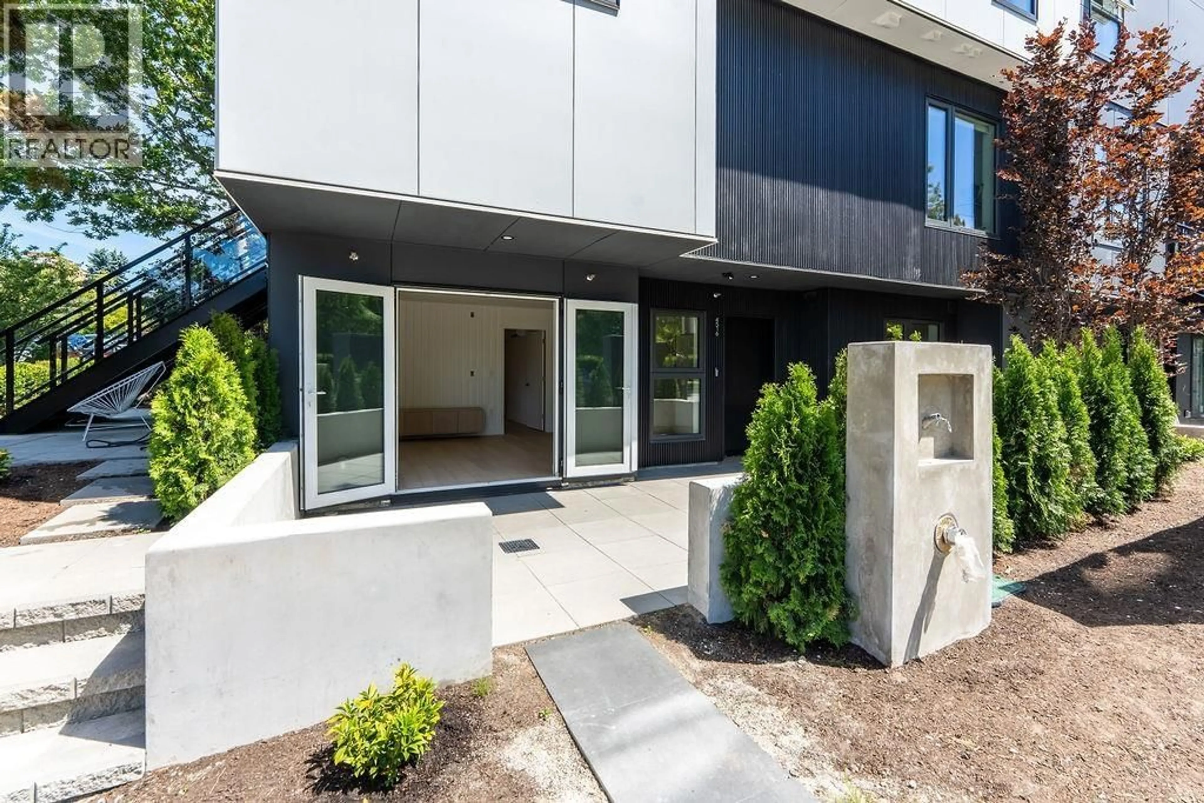 Unknown for 4516 HEATHER STREET, Vancouver British Columbia V5Z2H9