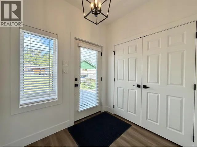 3418 RAILWAY AVENUE, Smithers 4