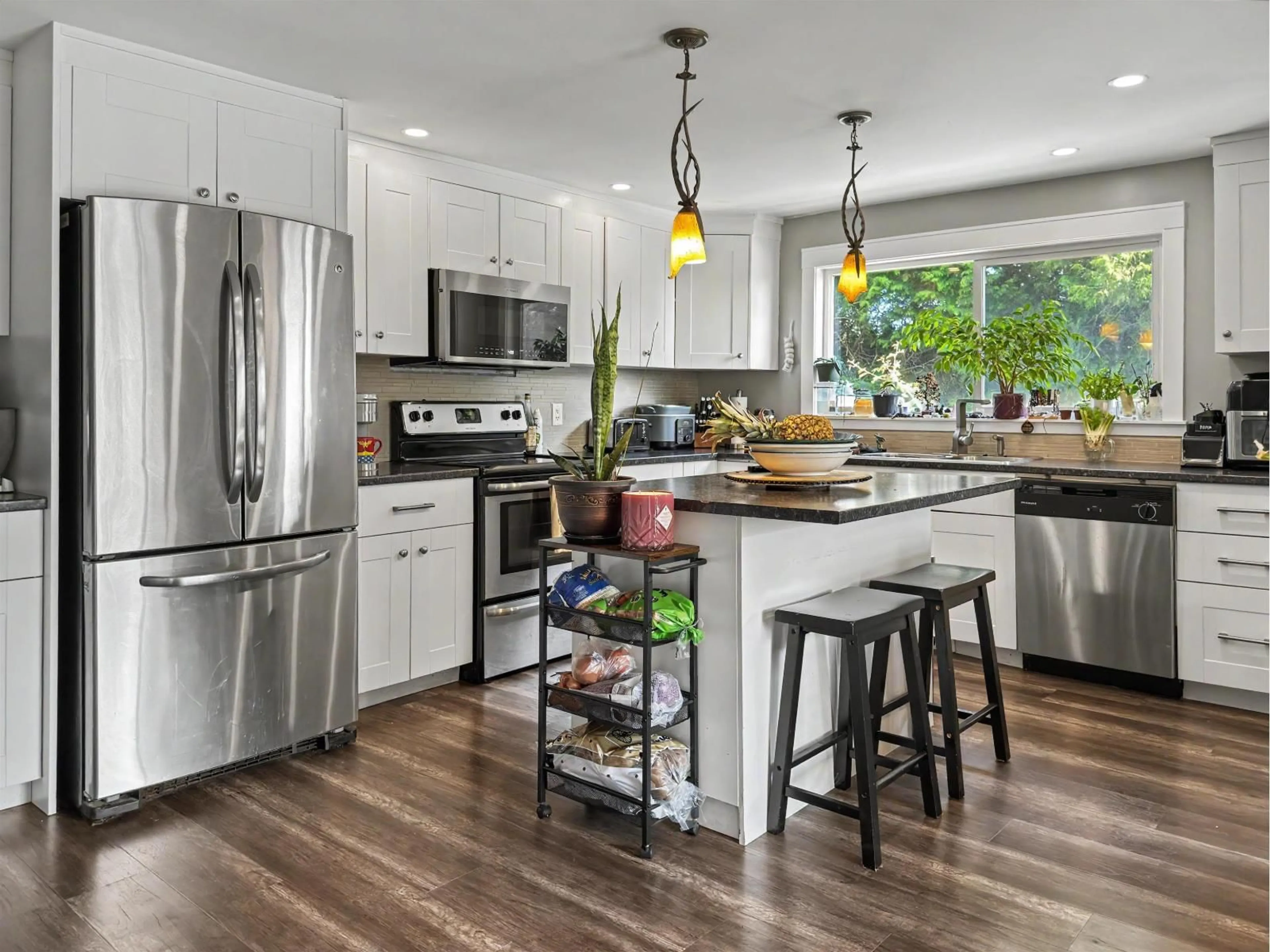 Open concept kitchen, unknown for 10 - 32151 LOUGHEED HIGHWAY, Mission British Columbia V2V1A3