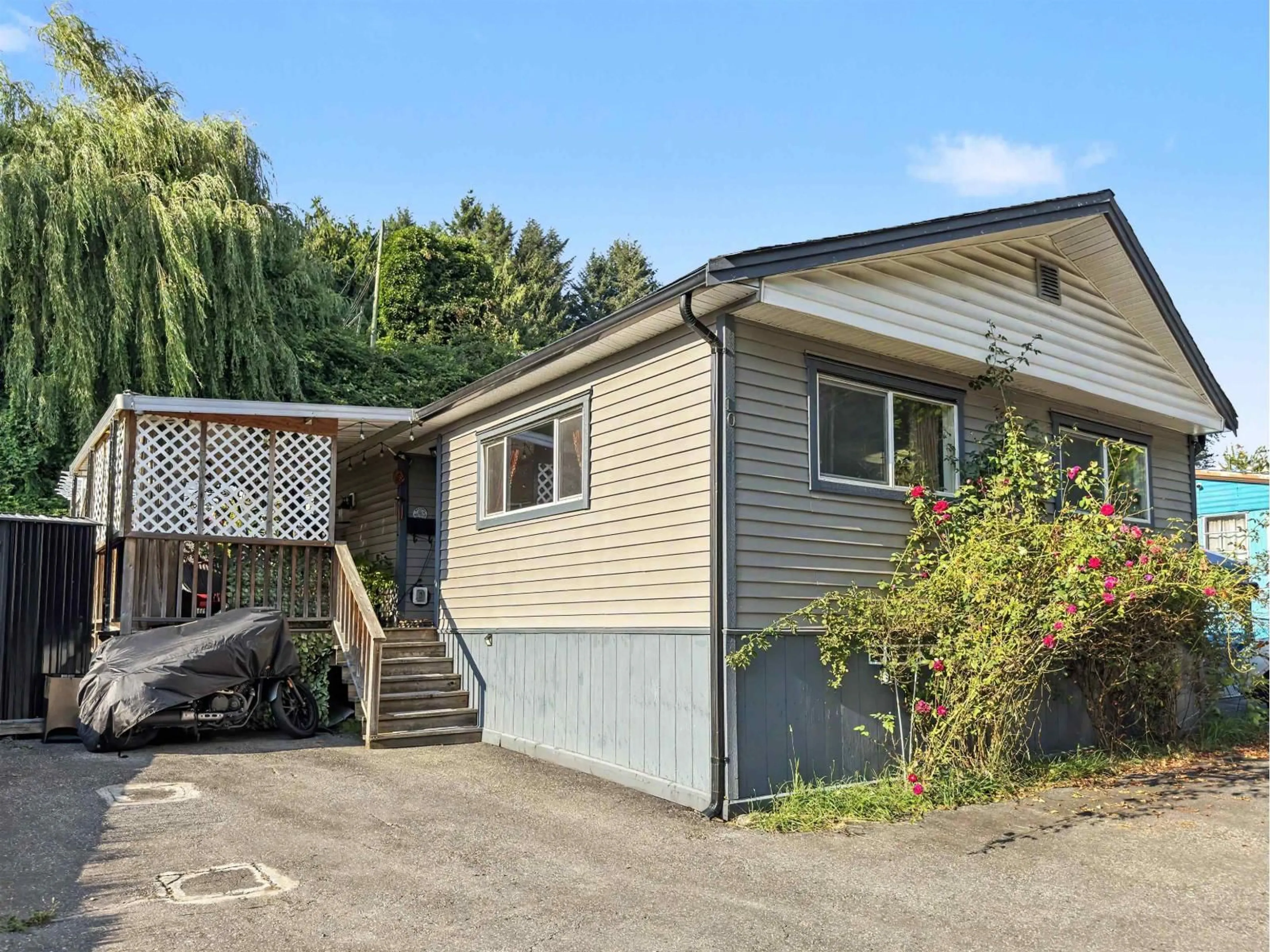 Unknown for 10 - 32151 LOUGHEED HIGHWAY, Mission British Columbia V2V1A3