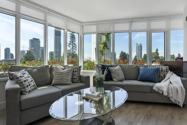 308 - 10428 WHALLEY BOULEVARD, Surrey 2