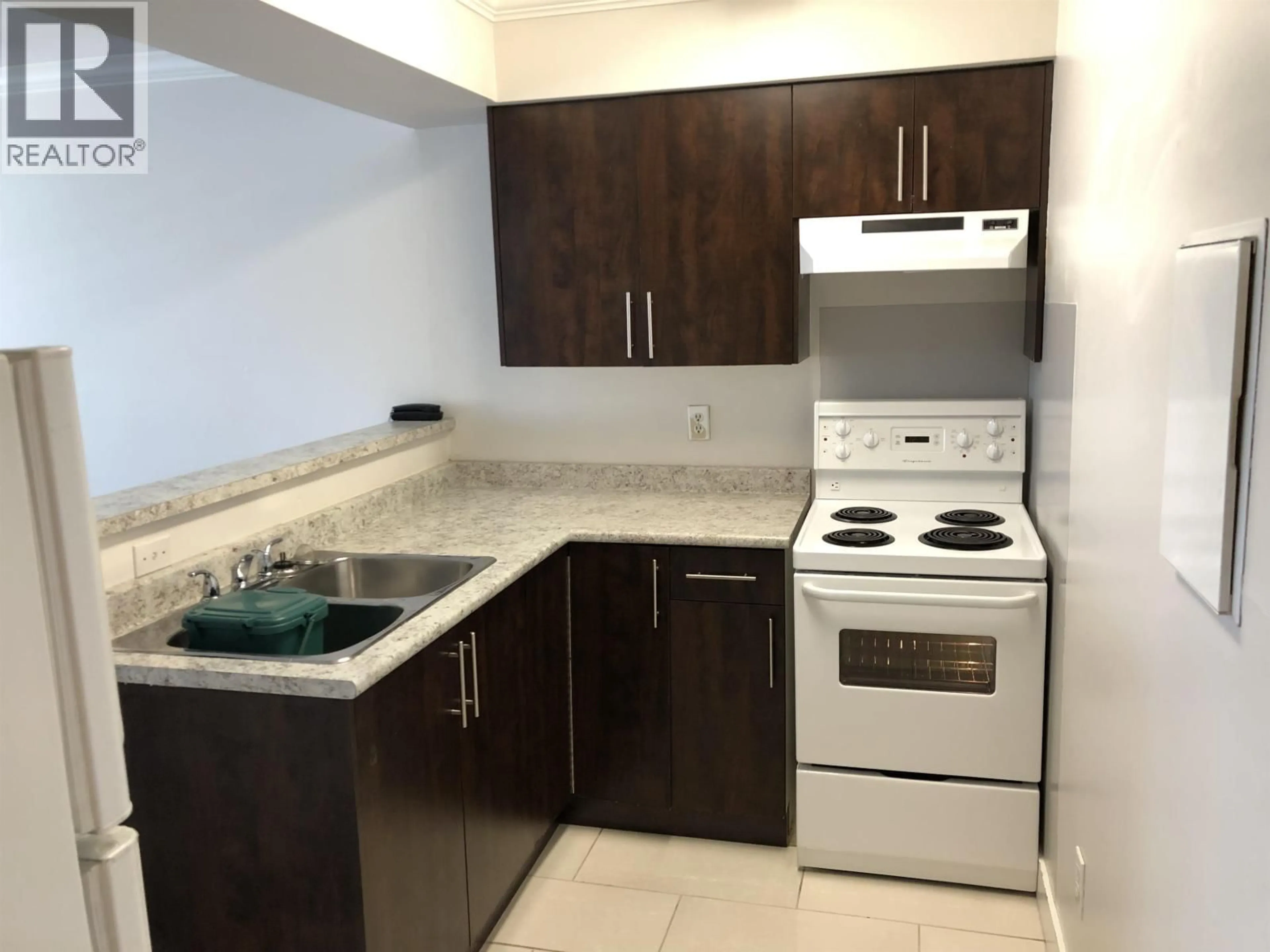 Standard kitchen, unknown for 313 - 5520 JOYCE STREET, Vancouver British Columbia V5R4H6