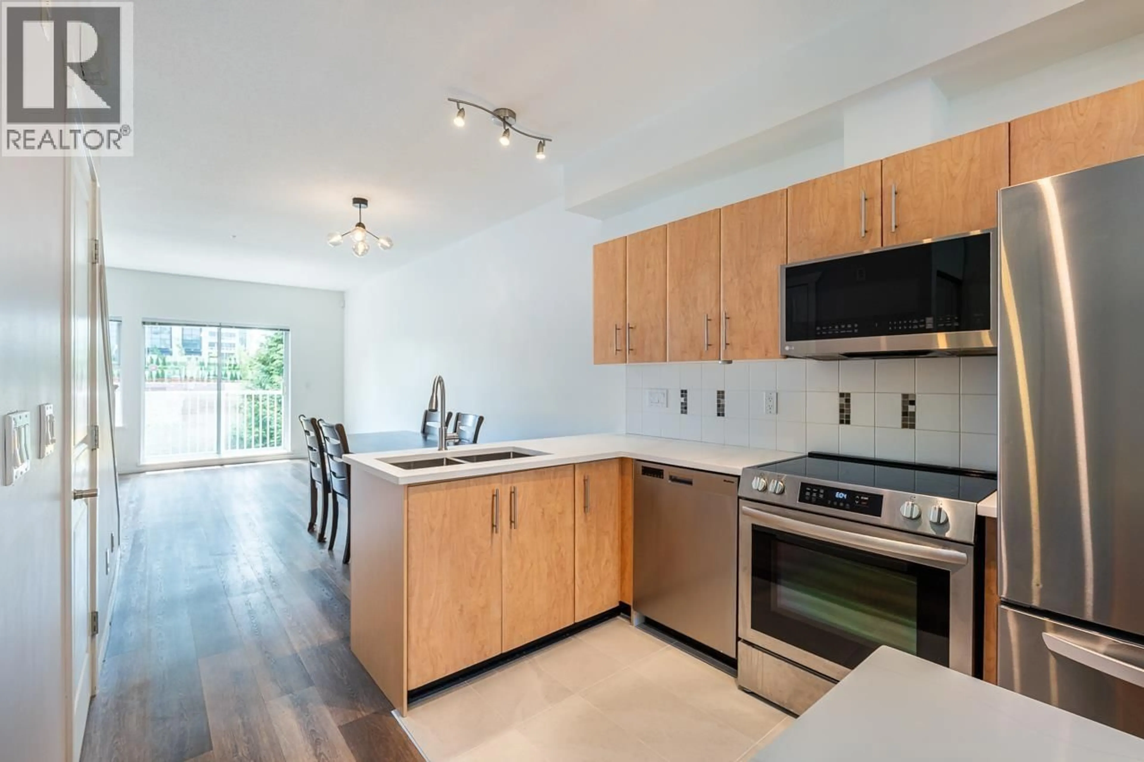 Open concept kitchen, unknown for 21 - 730 FARROW STREET, Coquitlam British Columbia V3J7Y7