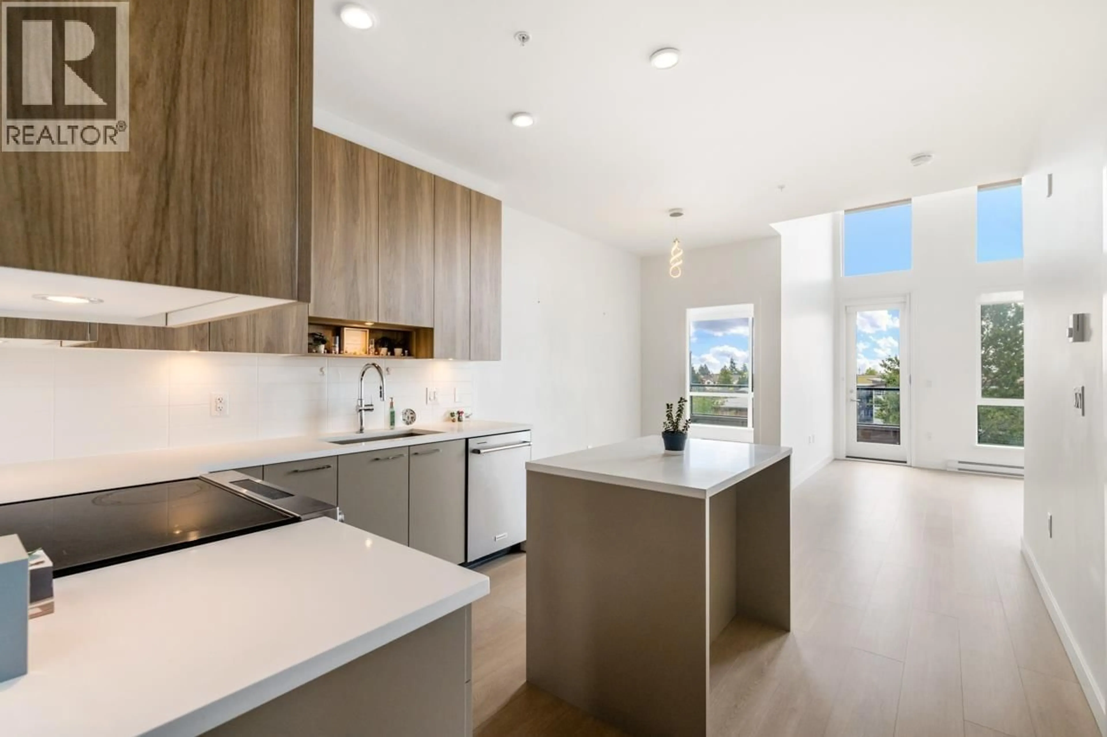 Open concept kitchen, unknown for 614 - 7599 15TH STREET, Burnaby British Columbia V3N0H9