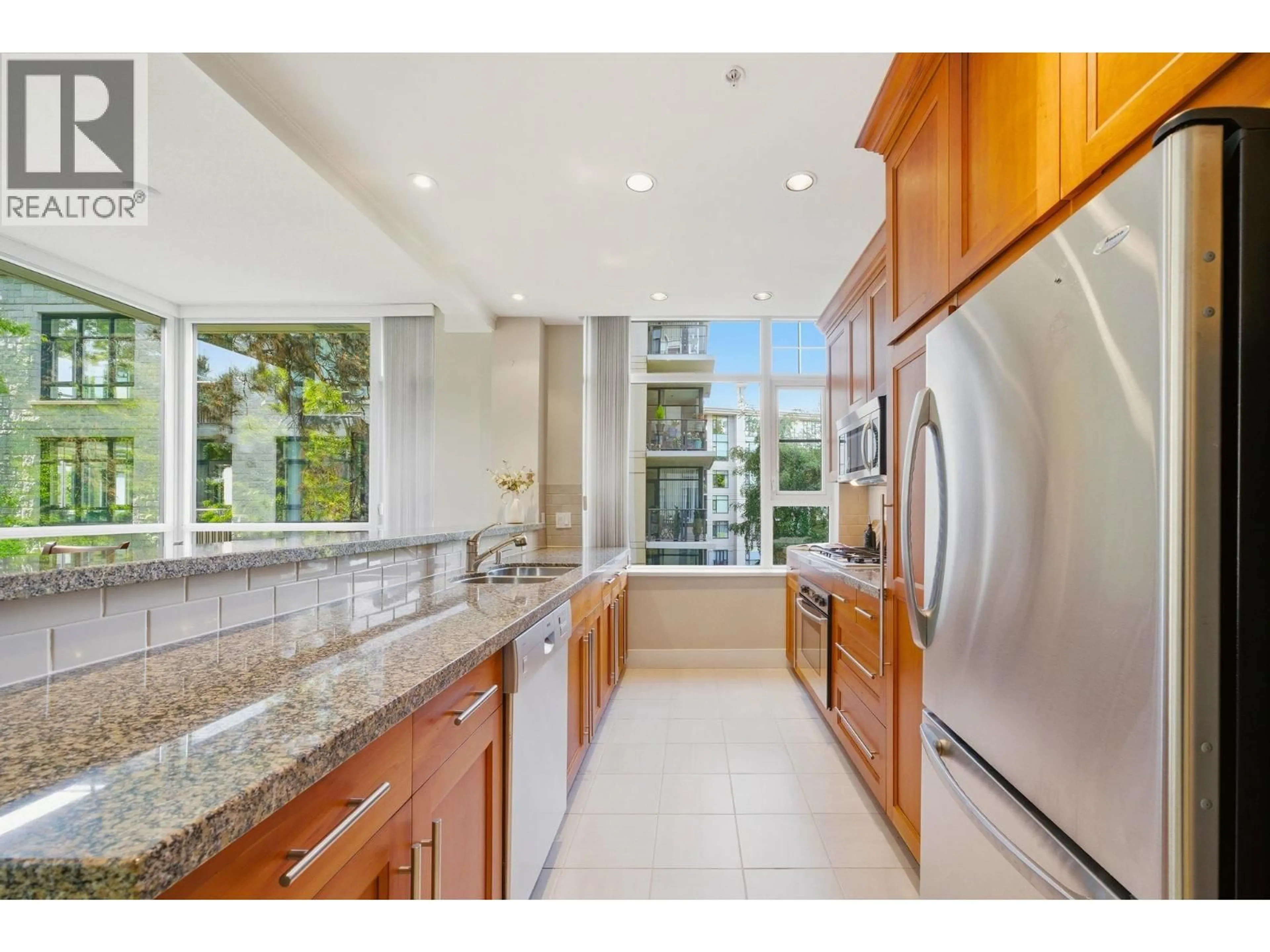 Unknown for 305 - 4759 VALLEY DRIVE, Vancouver British Columbia V6J4B7