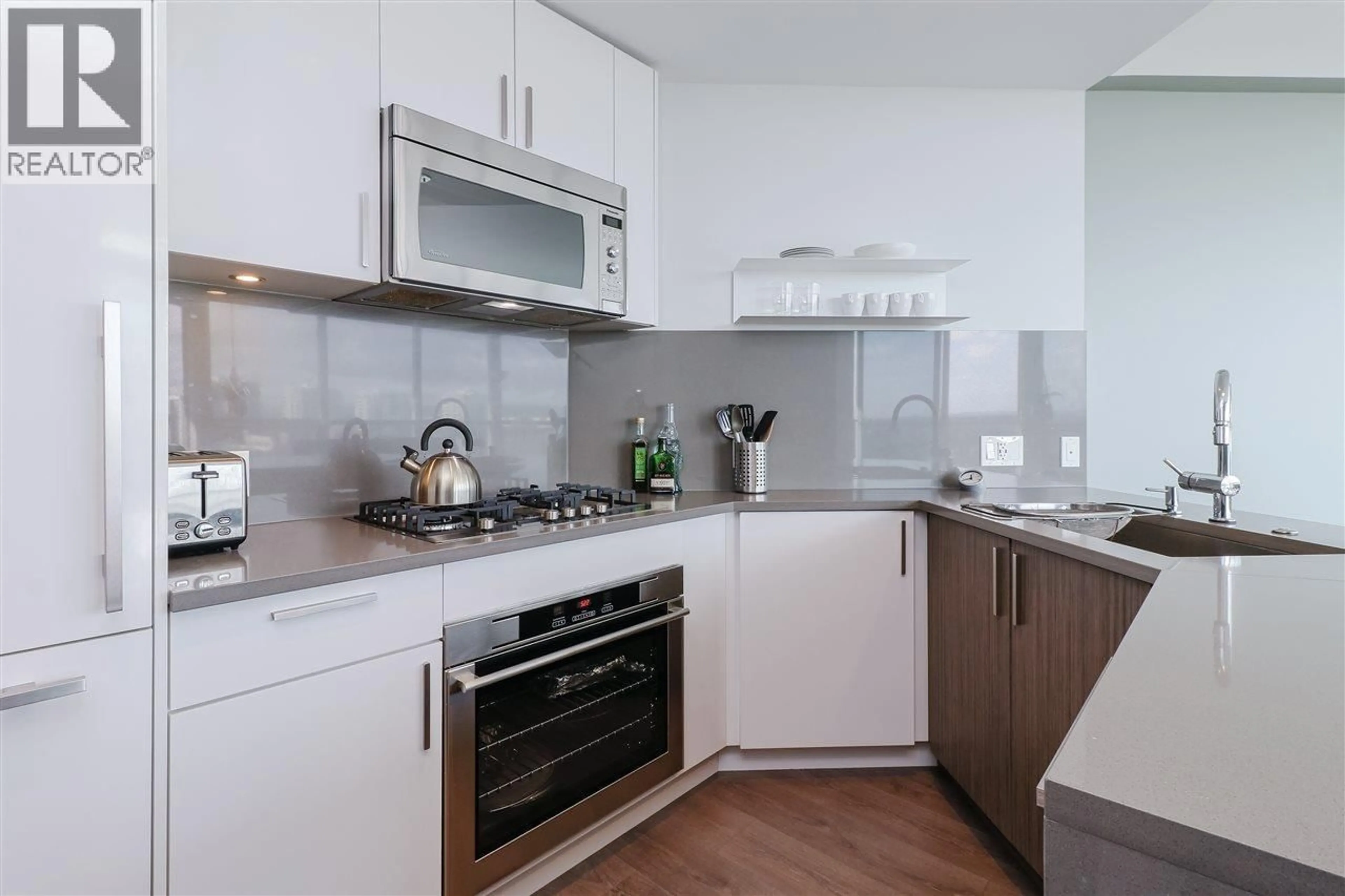 Standard kitchen, unknown for 1110 - 5599 COONEY ROAD, Richmond British Columbia V6X0N8