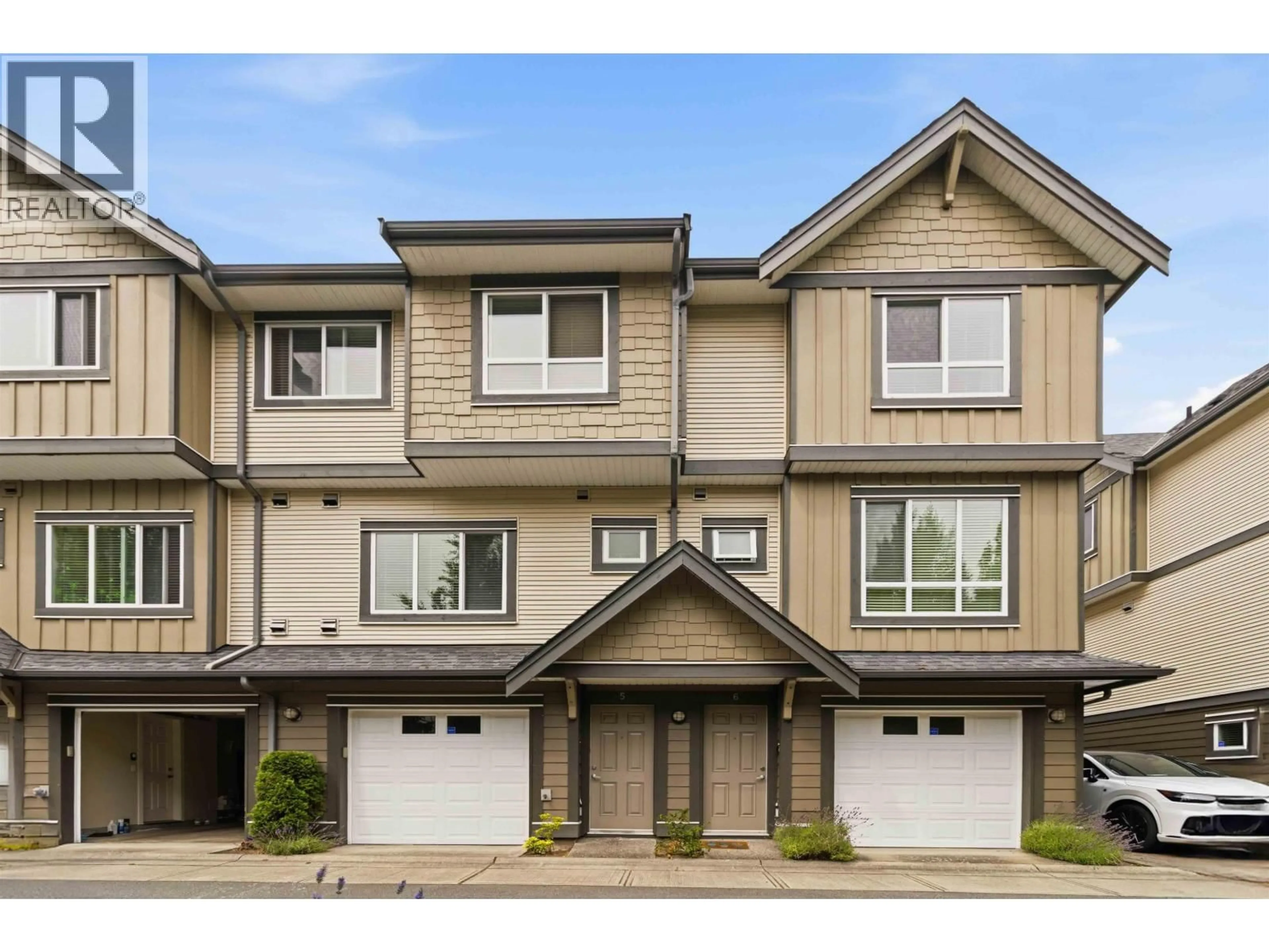 Home with vinyl exterior material, street for 5 - 9391 ALBERTA ROAD, Richmond British Columbia V6Y1T7
