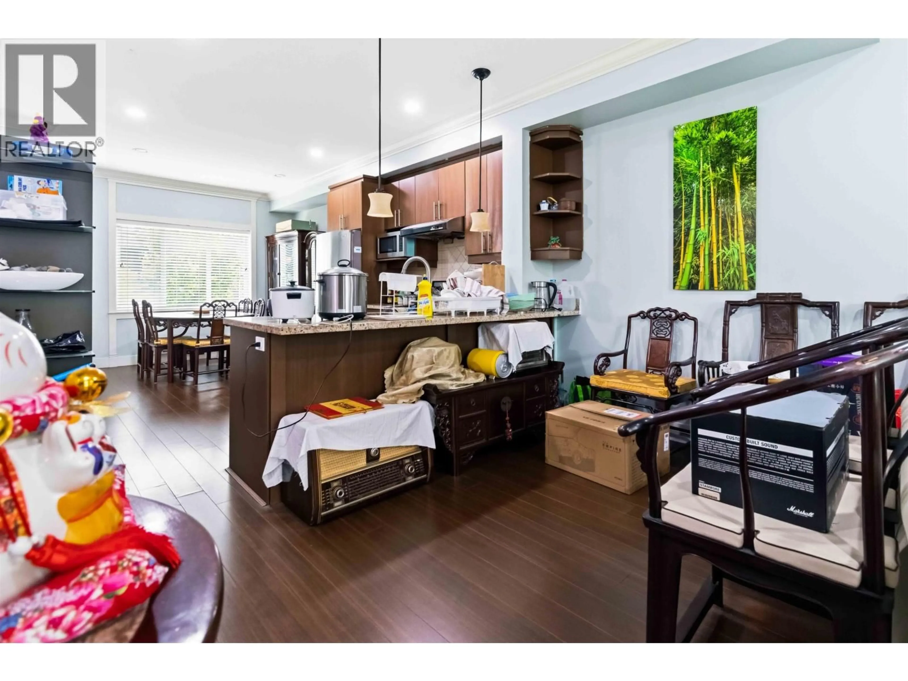 Open concept kitchen, wood/laminate floor for 5 - 9391 ALBERTA ROAD, Richmond British Columbia V6Y1T7