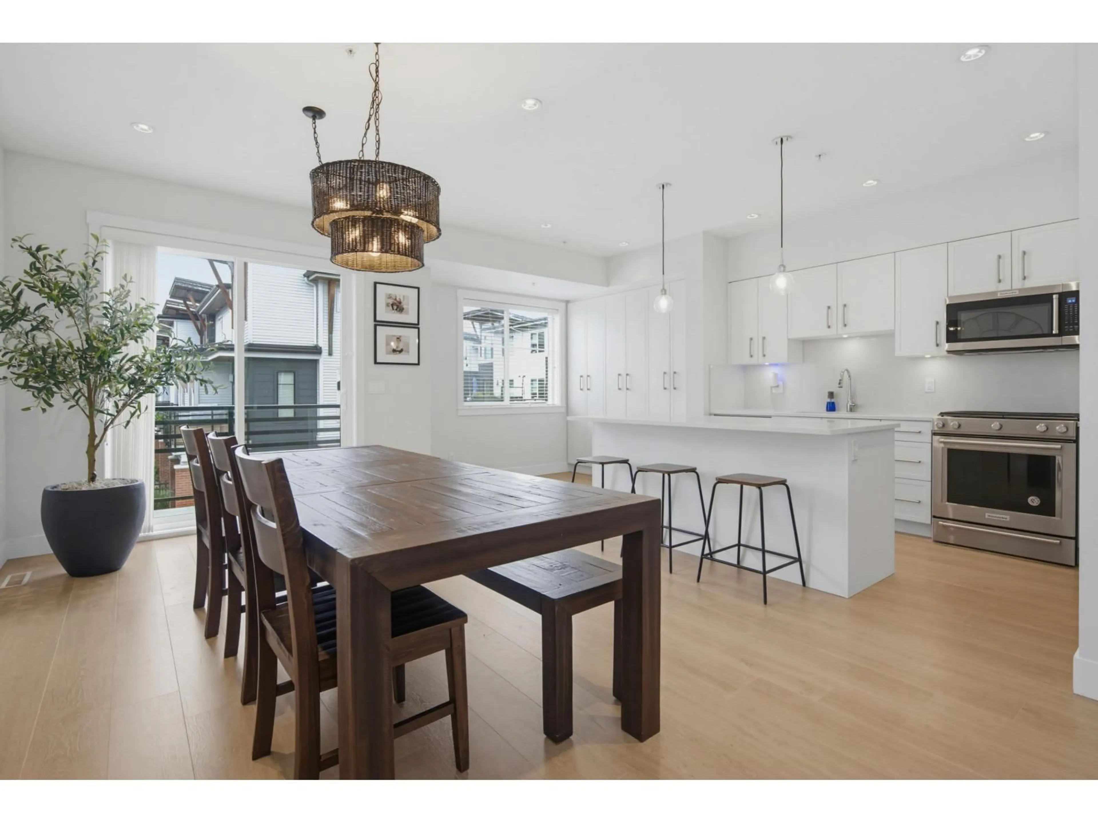 Open concept kitchen, unknown for 21 - 22128 48A AVENUE, Langley British Columbia V3A0L6