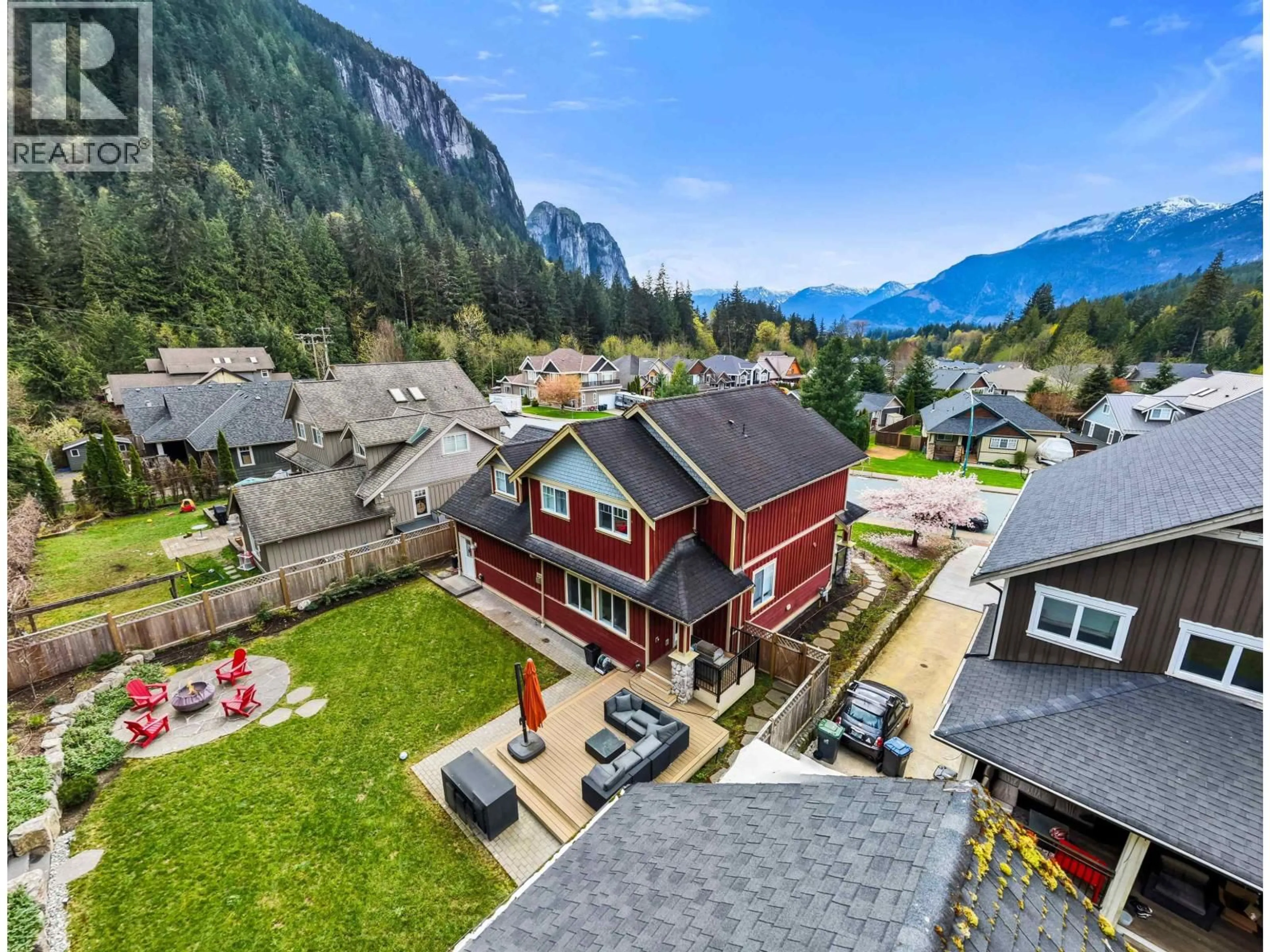 A pic from outside/outdoor area/front of a property/back of a property/a pic from drone, mountain view for 38618 CHERRY DRIVE, Squamish British Columbia V8B0C2