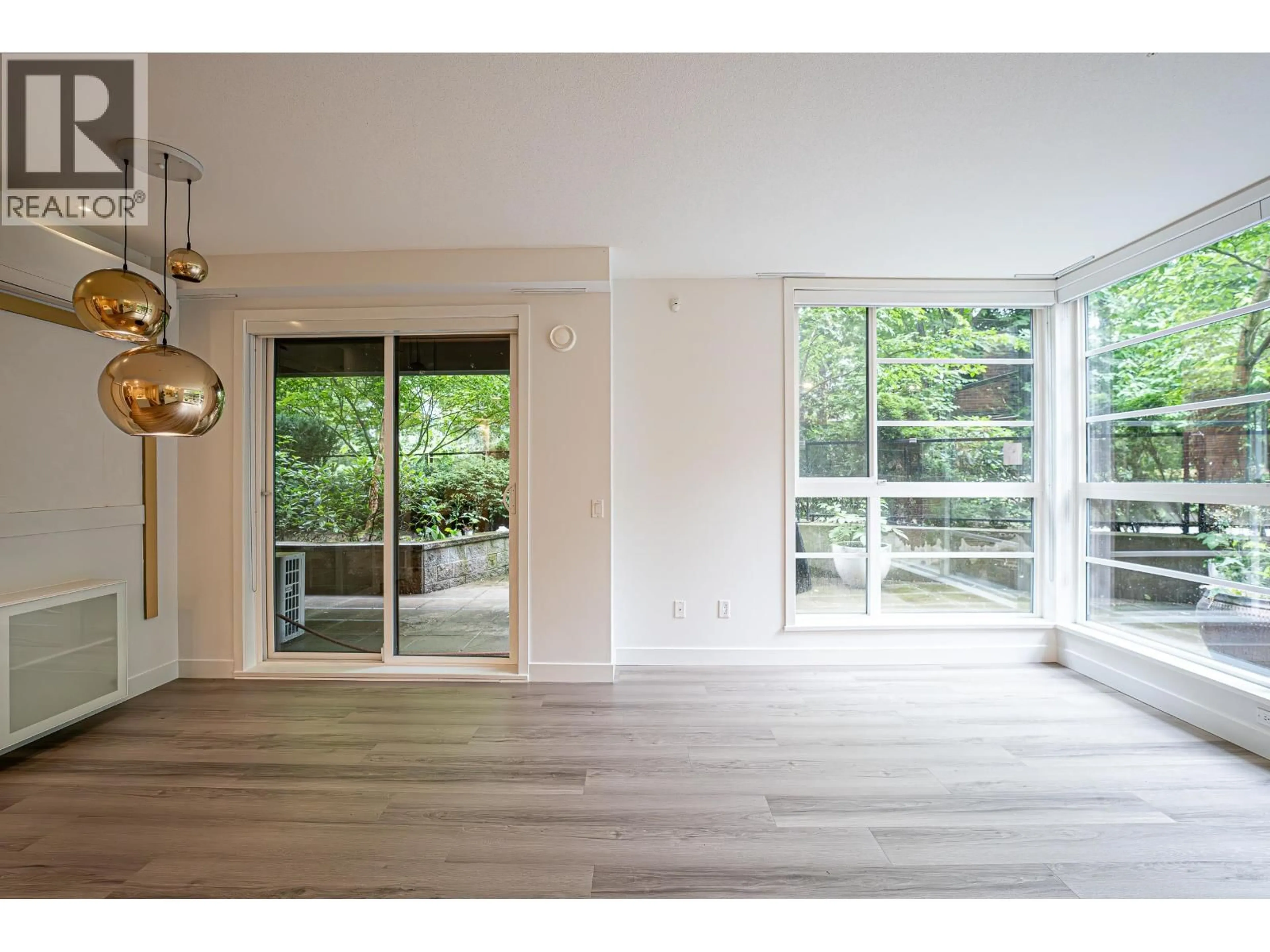 Unknown for 105 - 733 3RD STREET, North Vancouver British Columbia V7M0C8
