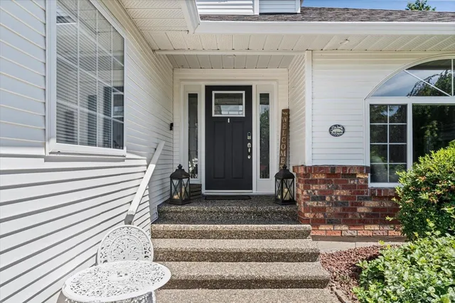 5748 MONTESINA PLACE, Chilliwack 5