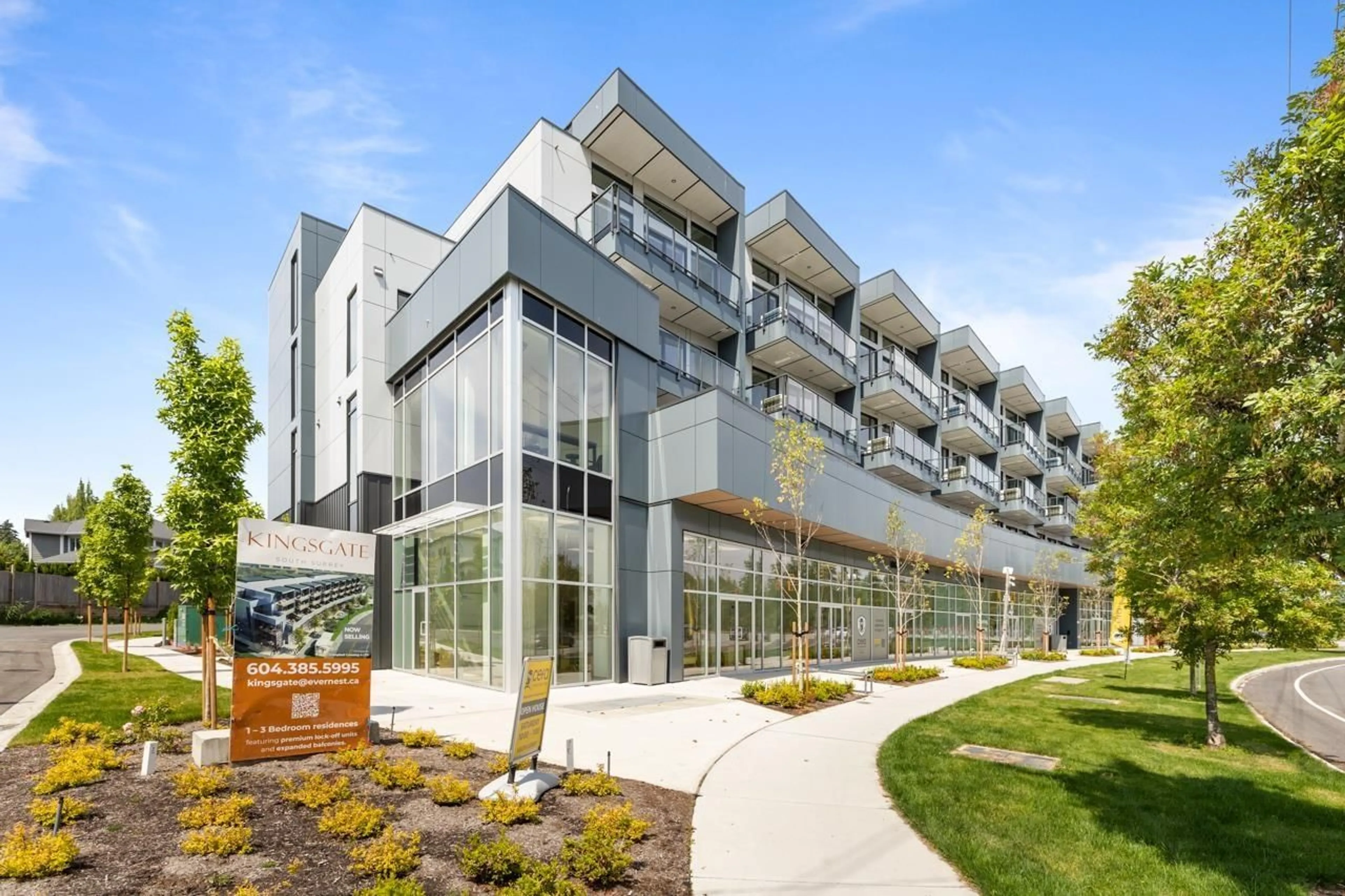 Patio, building for 406 - 2233 156 STREET, Surrey British Columbia V4A4V3