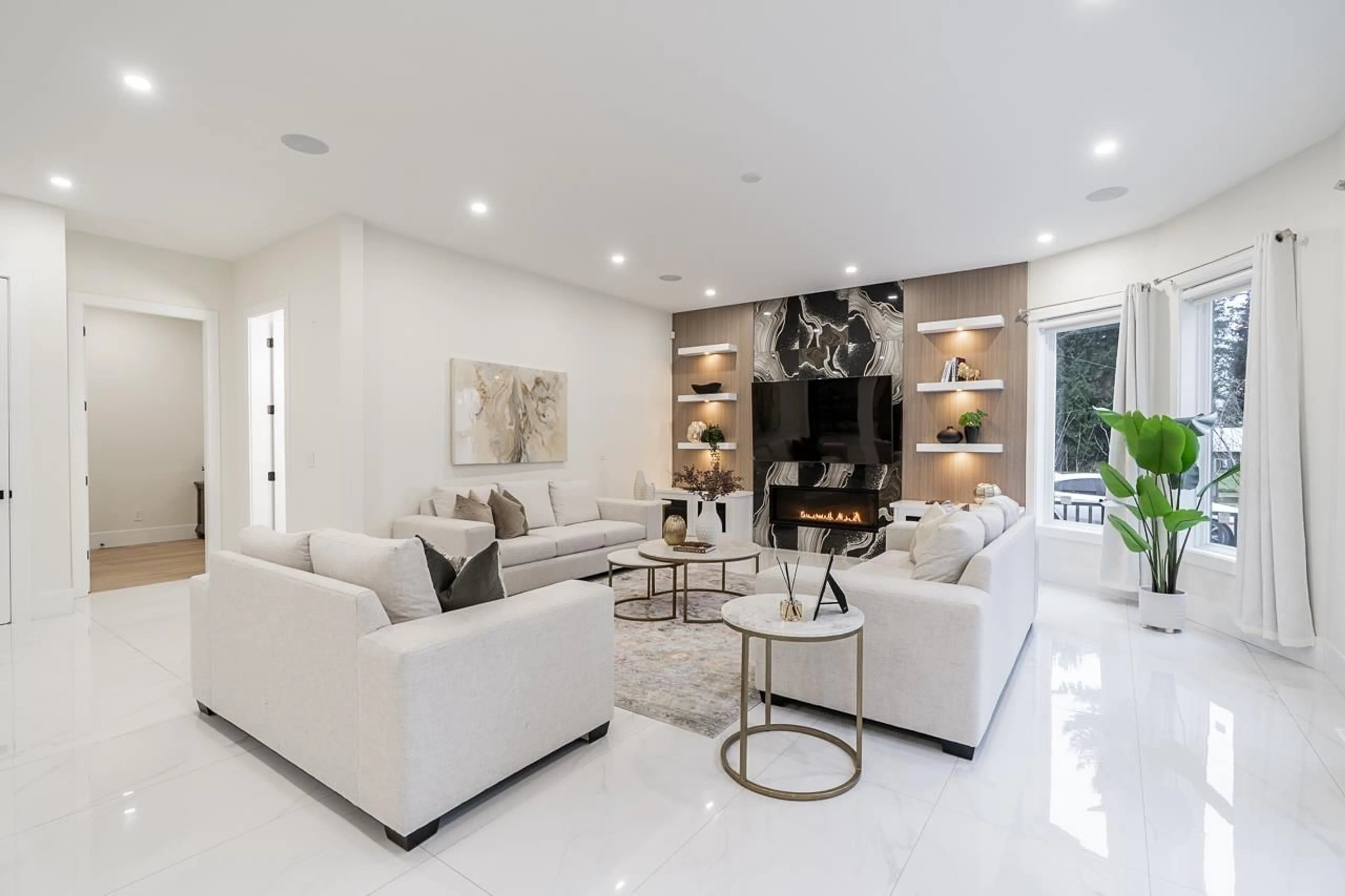 Living room with furniture, ceramic/tile floor for 24095 65 AVENUE, Langley British Columbia V2Y2H1