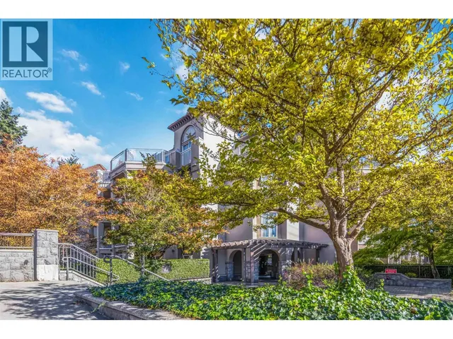 402 - 1128 SIXTH AVENUE, New Westminster 4