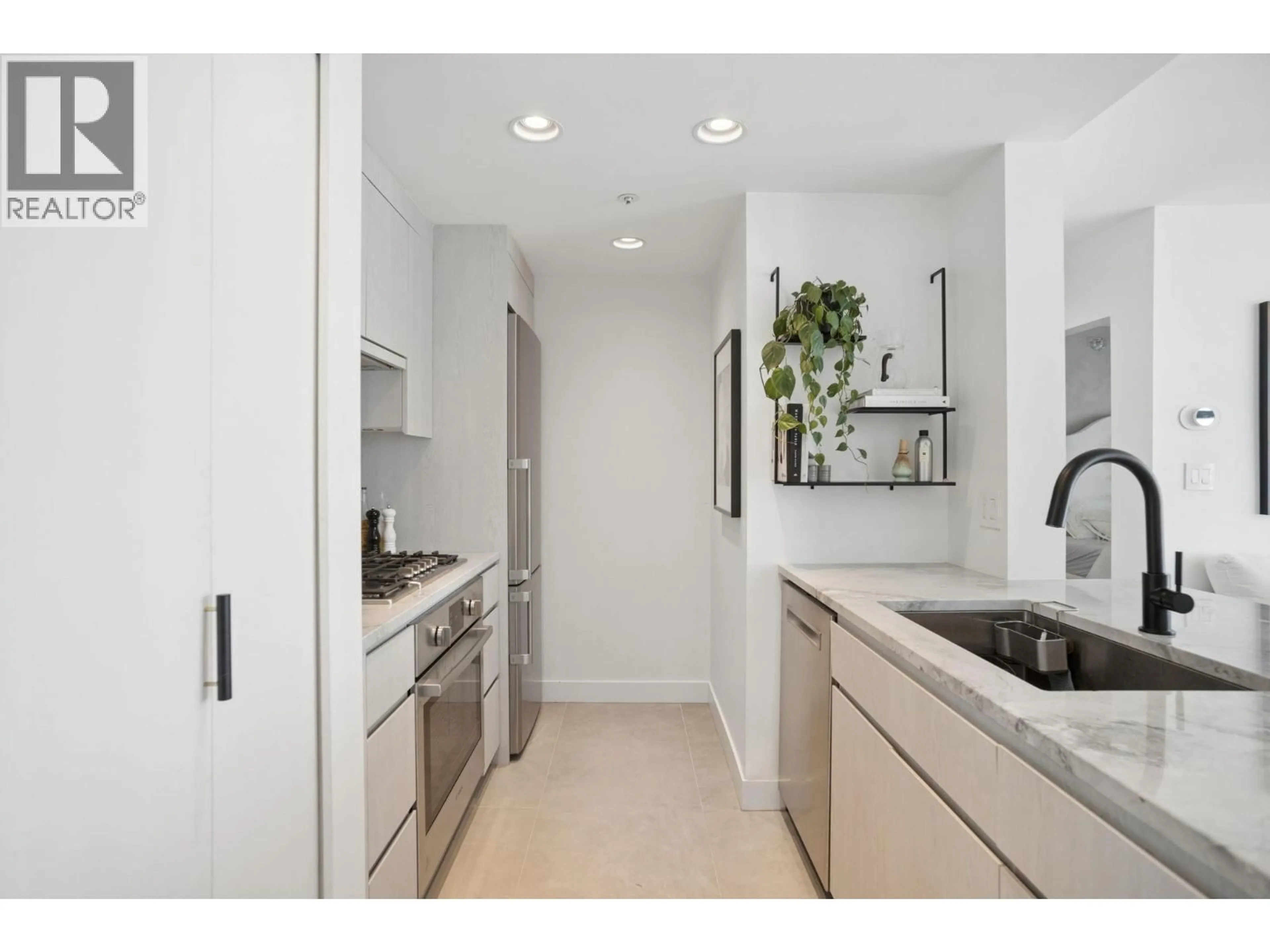 Unknown for 2905 - 198 AQUARIUS MEWS, Vancouver British Columbia V6Z2Y4