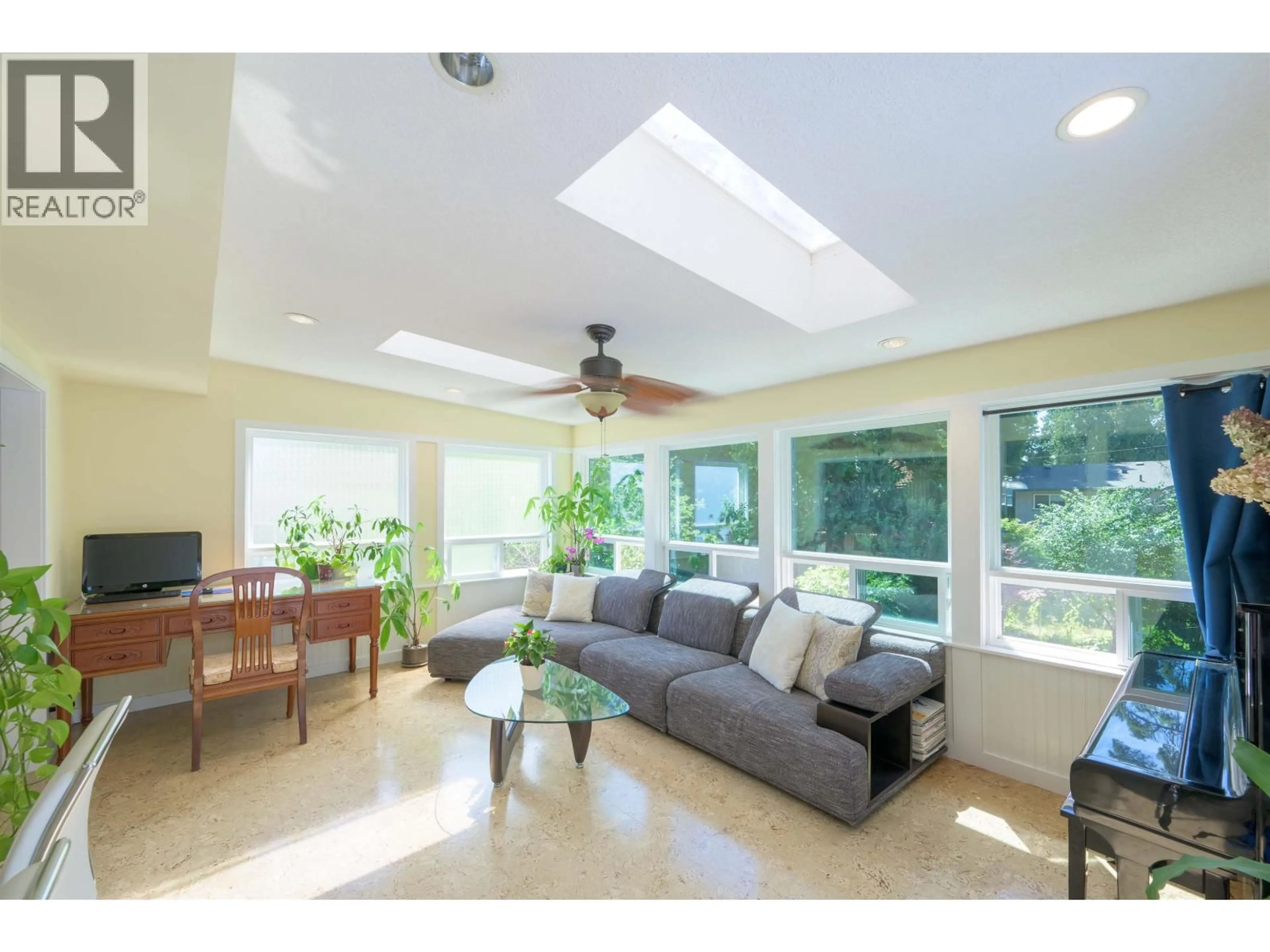 Living room with furniture, unknown for 1780 GREENMOUNT AVENUE, Port Coquitlam British Columbia V3B2S6