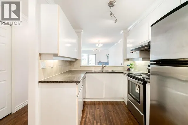 301 - 210 CARNARVON STREET, New Westminster 4