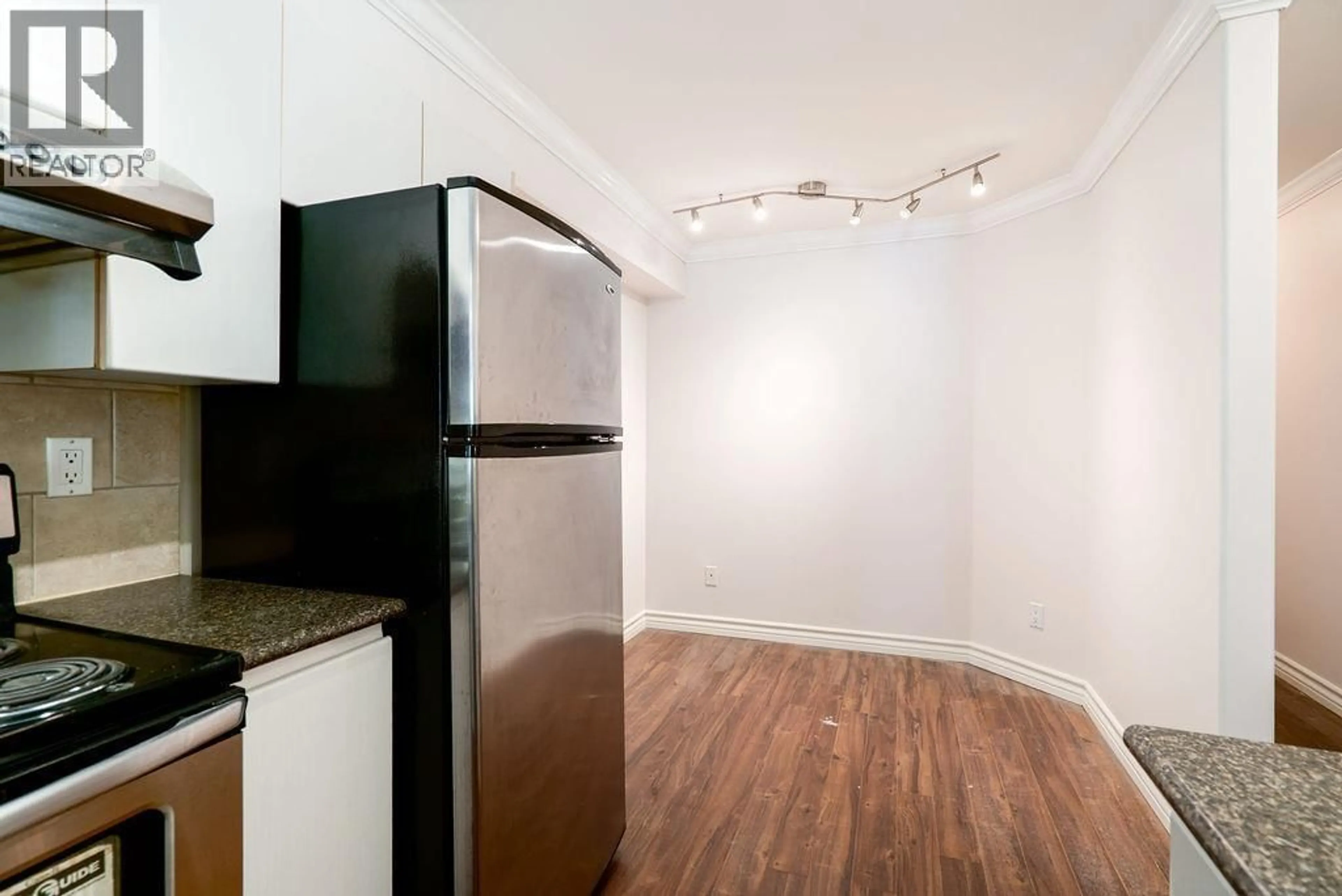 Standard kitchen, wood/laminate floor for 301 - 210 CARNARVON STREET, New Westminster British Columbia V3L1B8