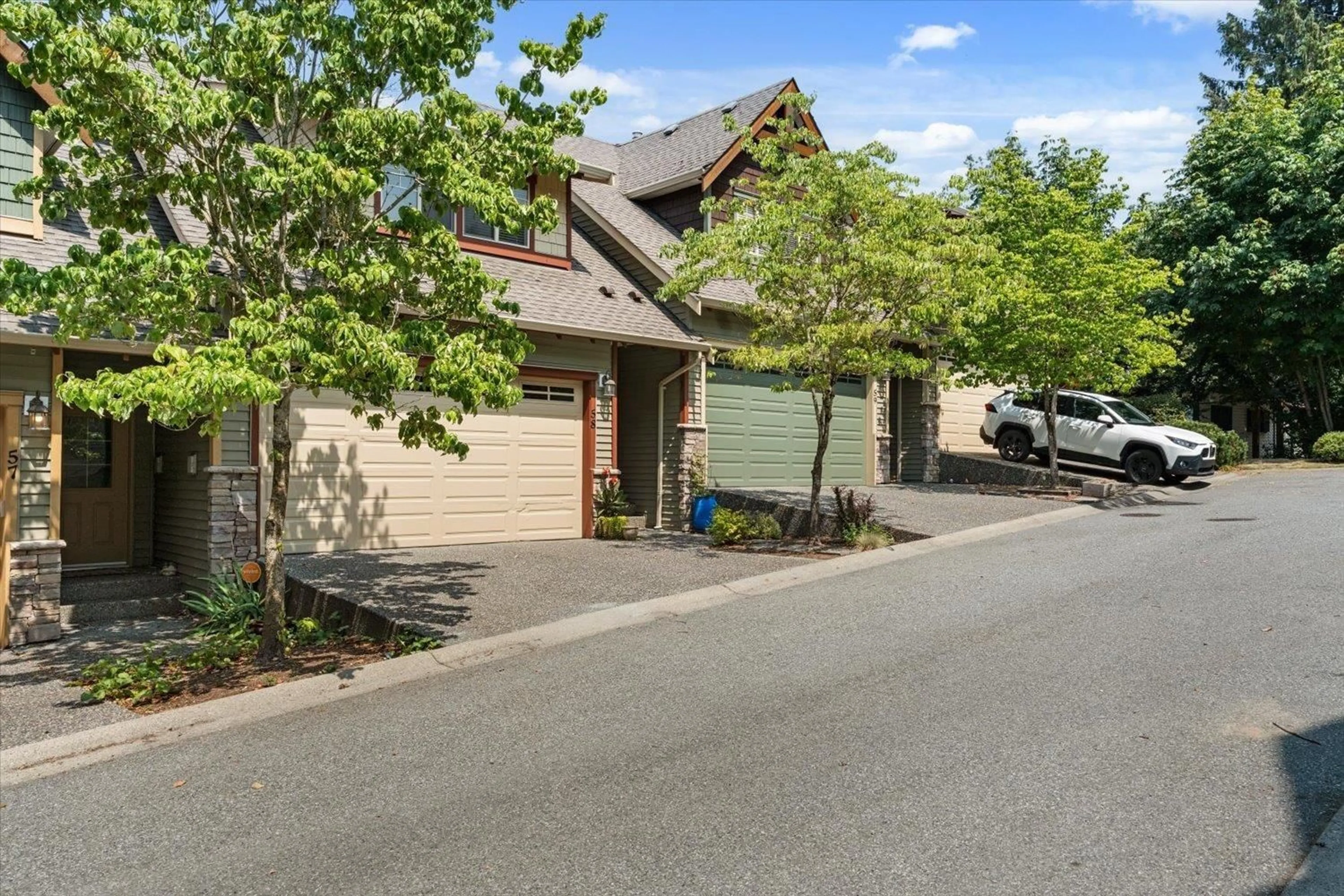 A pic from outside/outdoor area/front of a property/back of a property/a pic from drone, street for 58 - 46840 RUSSELL ROAD, Chilliwack British Columbia V2R5Z1