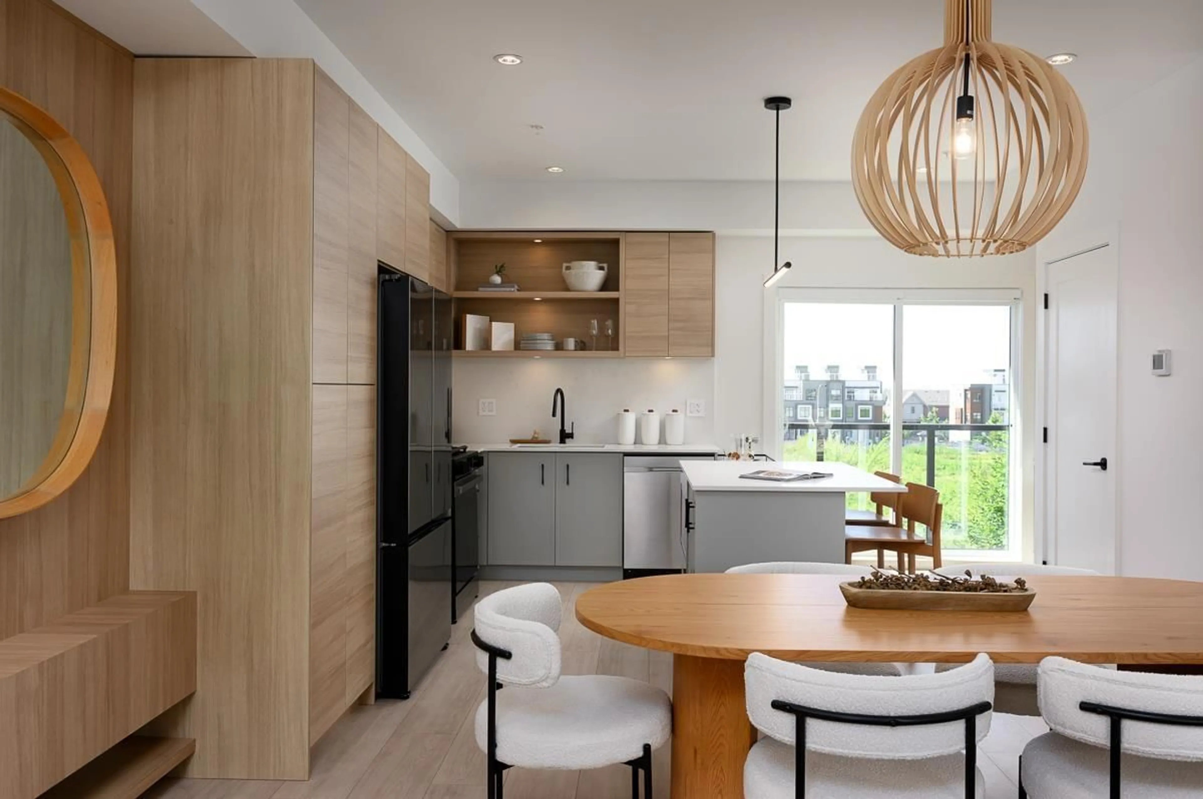 Contemporary kitchen, wood/laminate floor for 42 - 20335 70A AVENUE, Langley British Columbia V2Y1S8