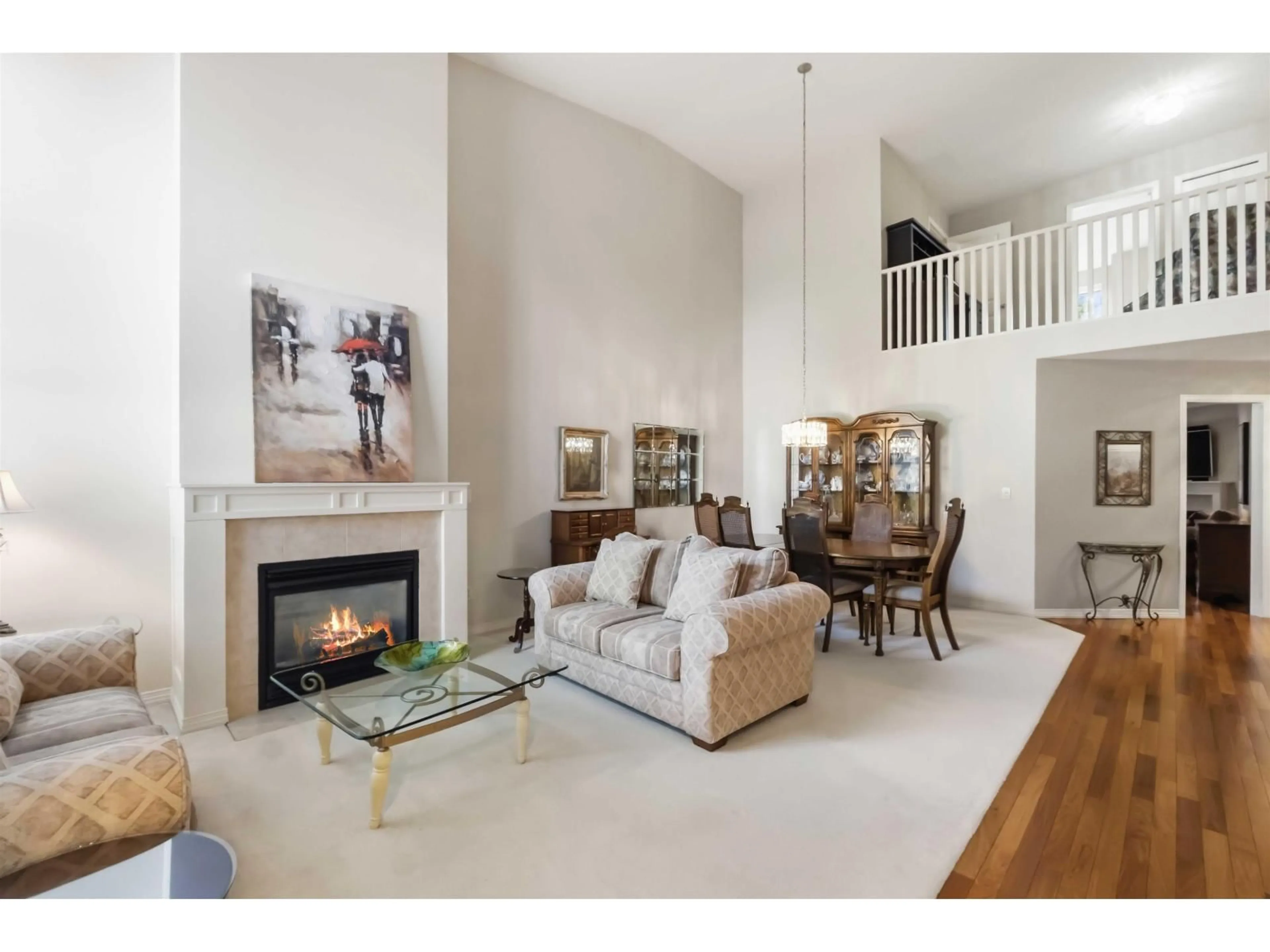 Living room with furniture, unknown for 3 - 16995 64TH AVENUE, Surrey British Columbia V3S0V9