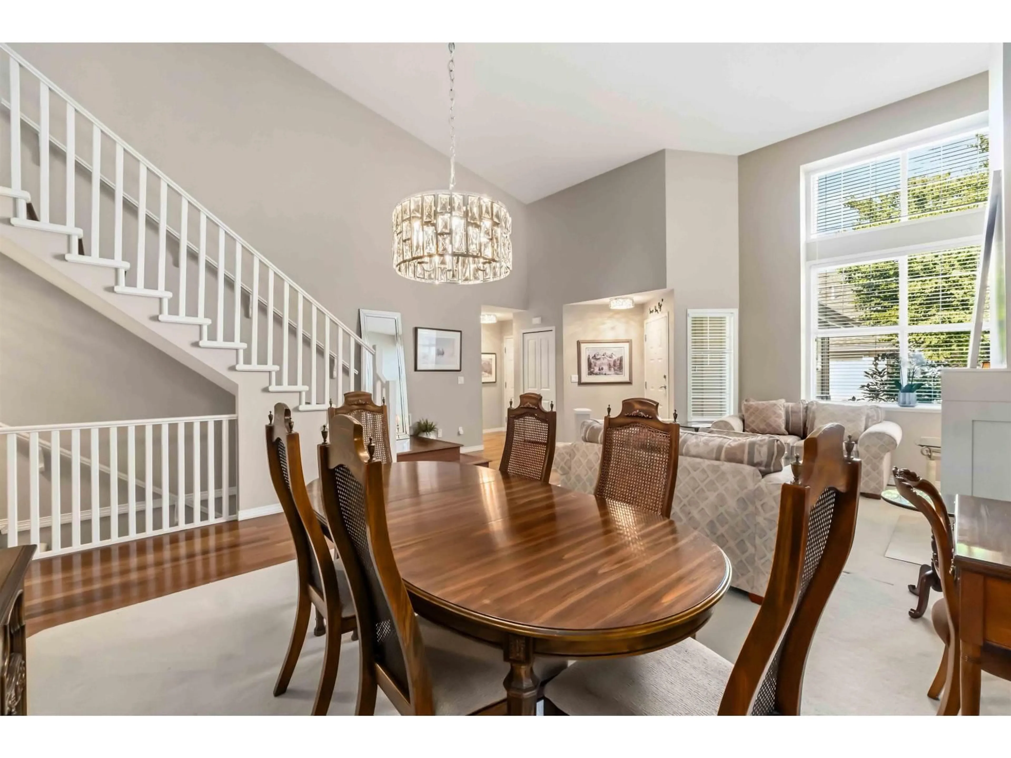 Dining room, wood/laminate floor for 3 - 16995 64TH AVENUE, Surrey British Columbia V3S0V9