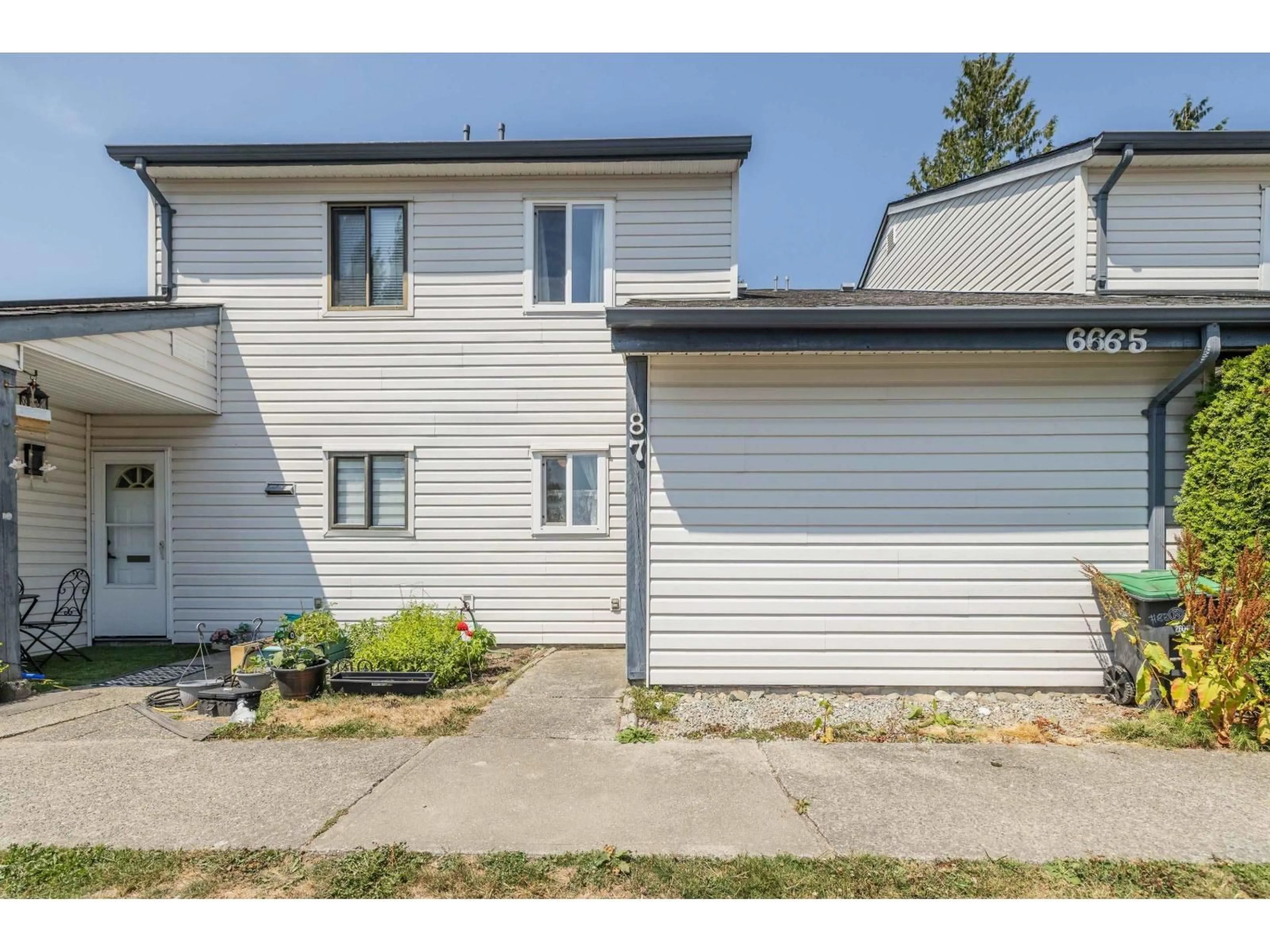 Unknown for 87 - 6665 138 STREET, Surrey British Columbia V3W5G7