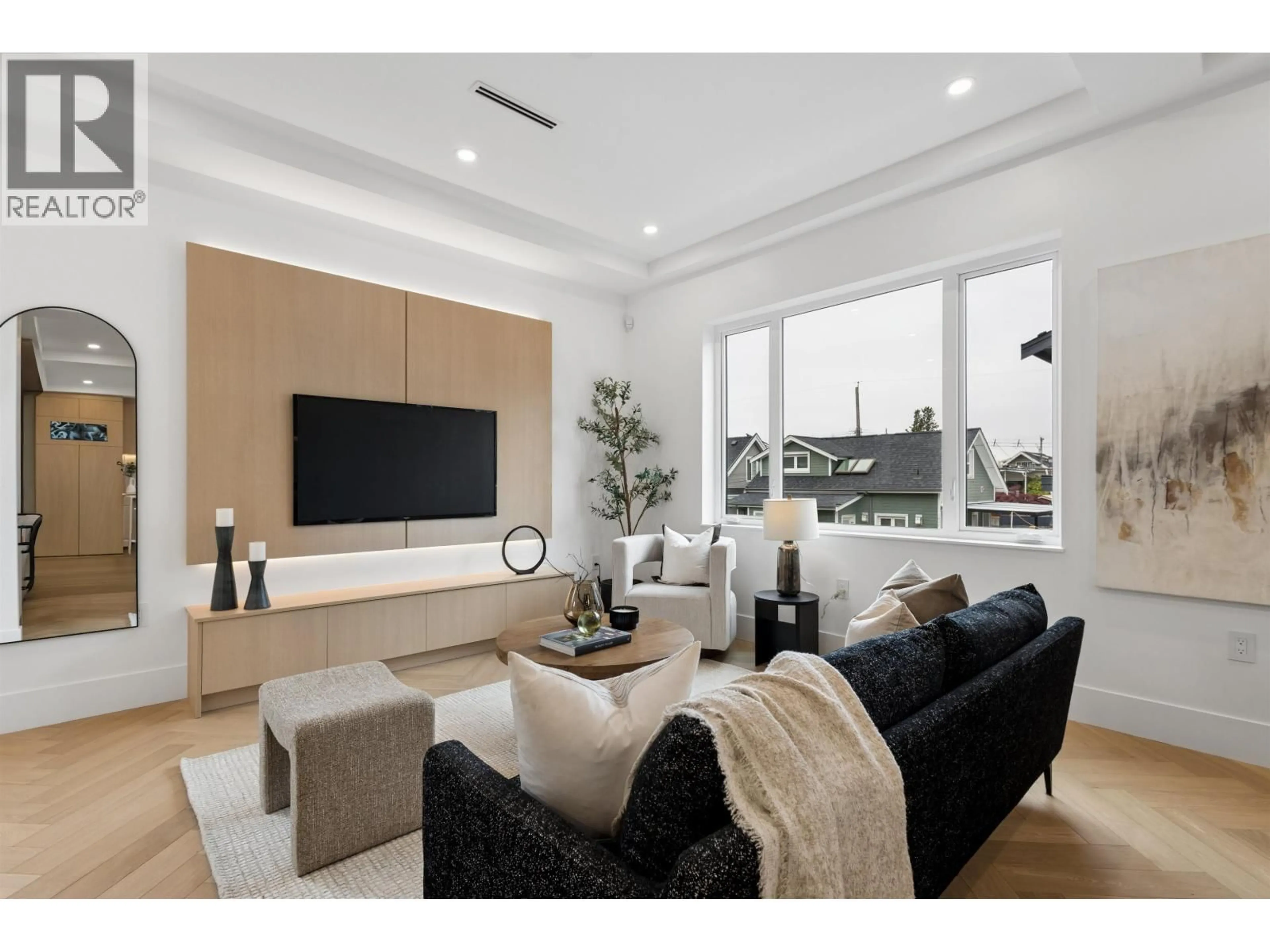 Living room with furniture, unknown for 1 - 3637 46TH AVENUE, Vancouver British Columbia V5S1B7