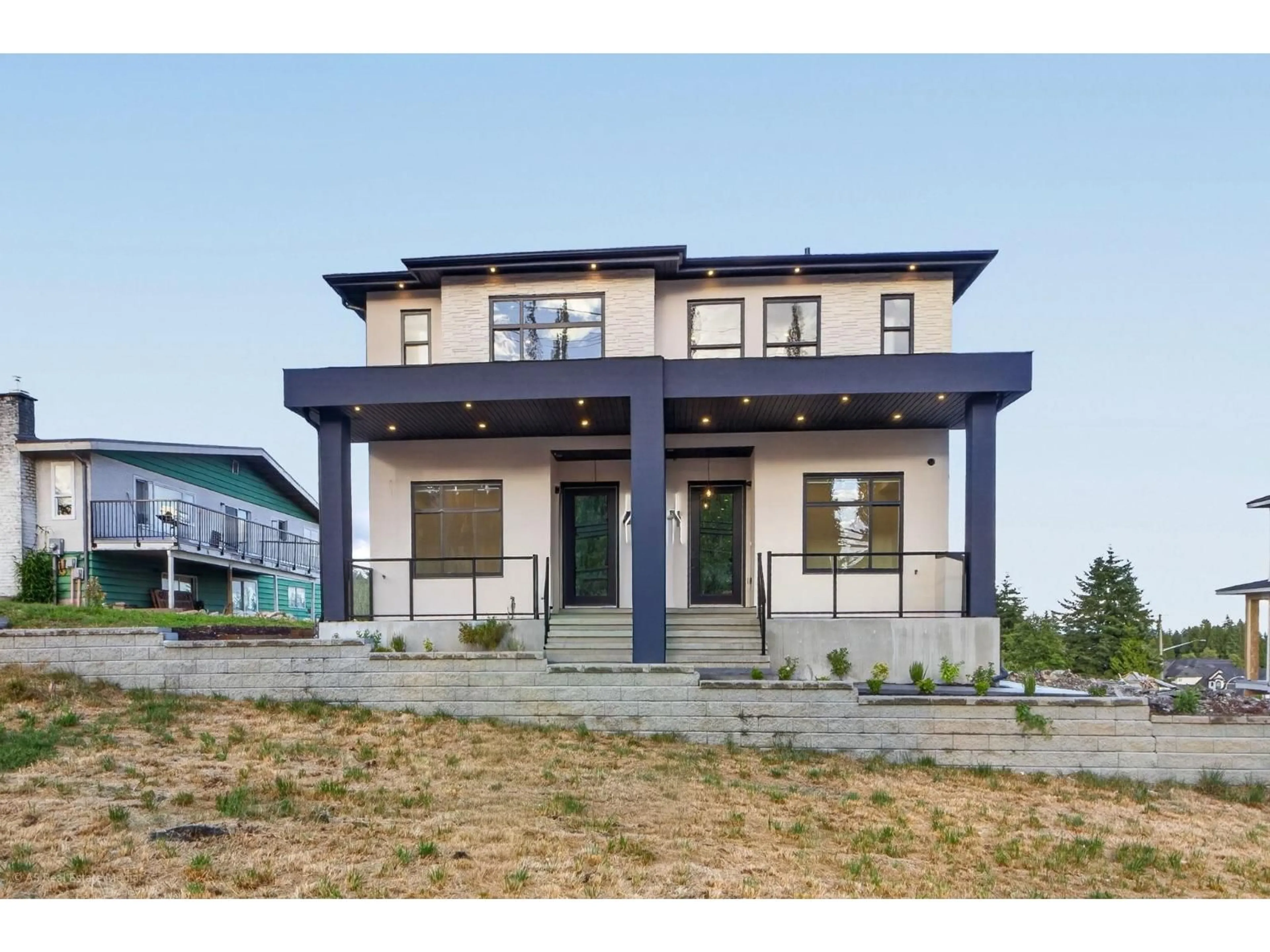 Home with brick exterior material, building for 102 - 5642 144 ST STREET, Surrey British Columbia V3X1A7