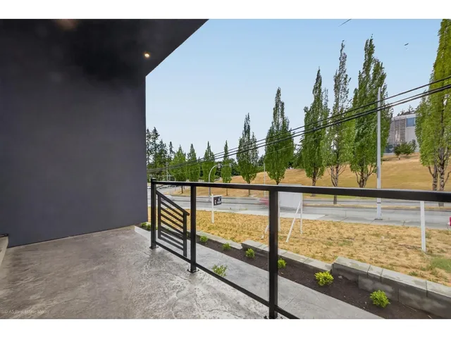 102 - 5642 144 ST STREET, Surrey 5