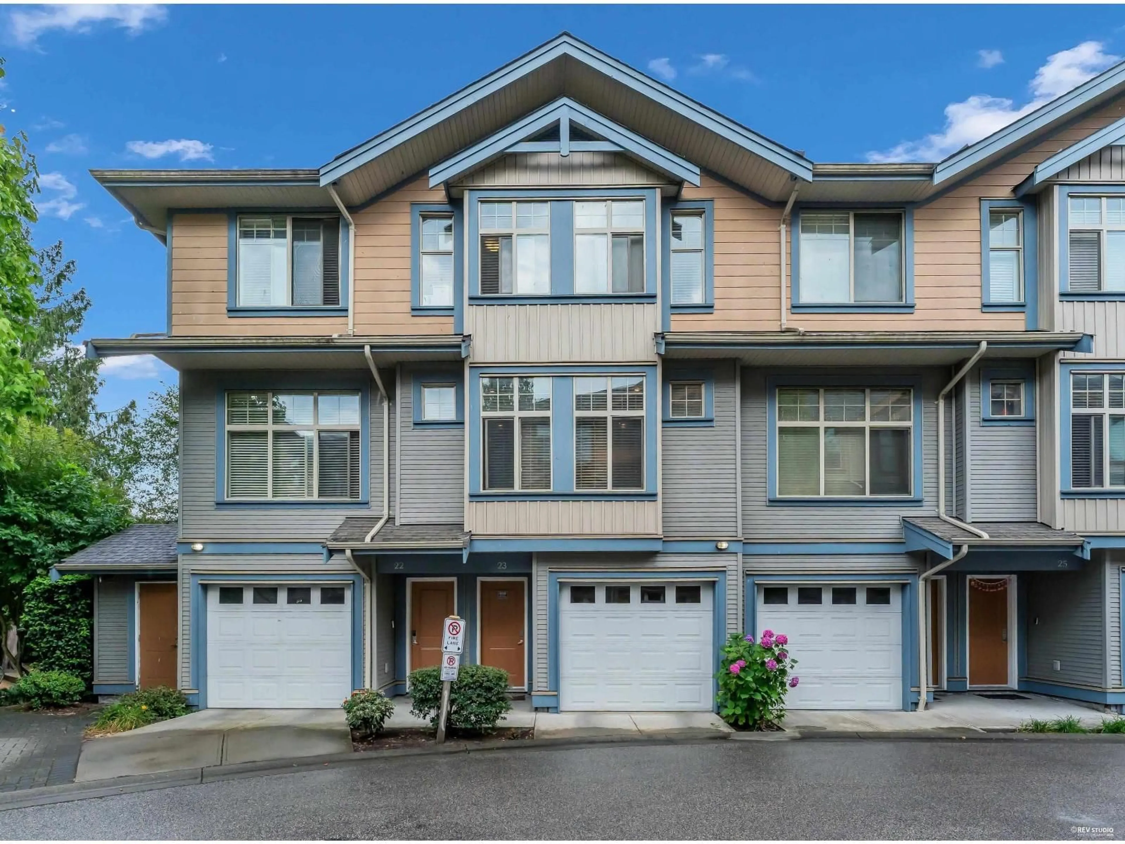 Home with vinyl exterior material, street for 23 - 12036 66 AVENUE, Surrey British Columbia V3W3M2