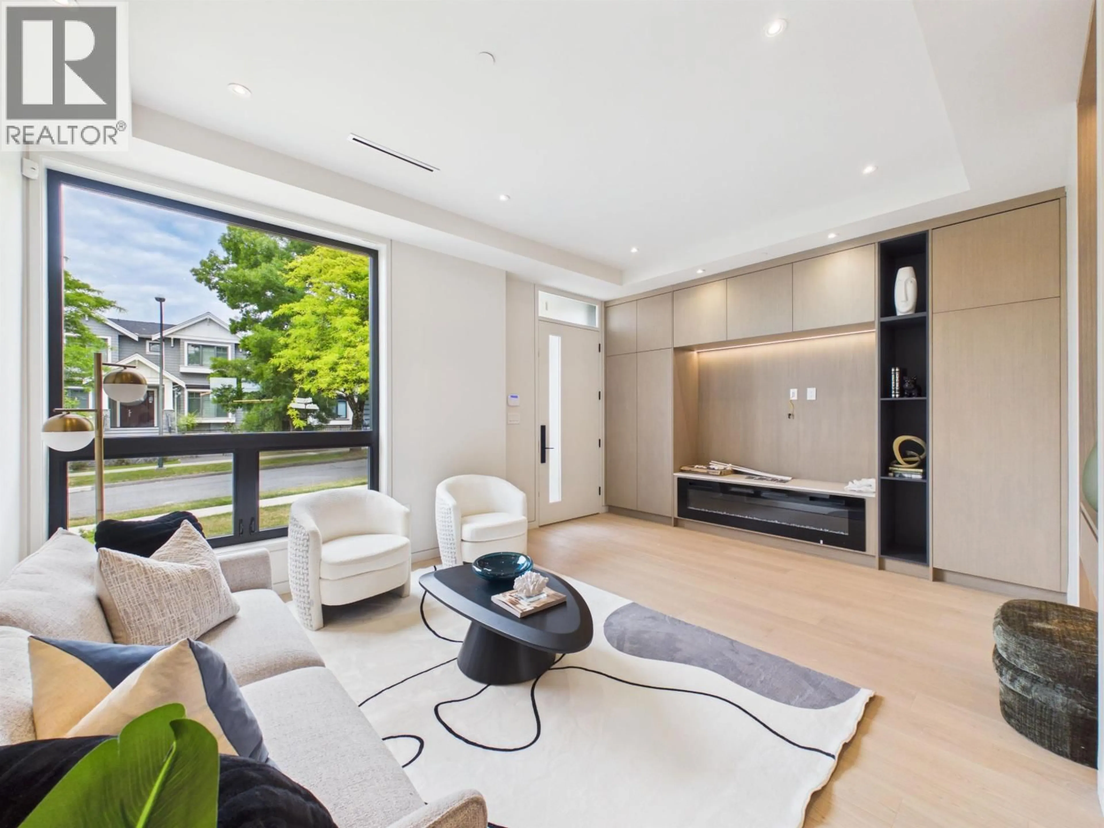 Living room with furniture, unknown for 2230 W 21ST AVENUE, Vancouver British Columbia V6L1J5