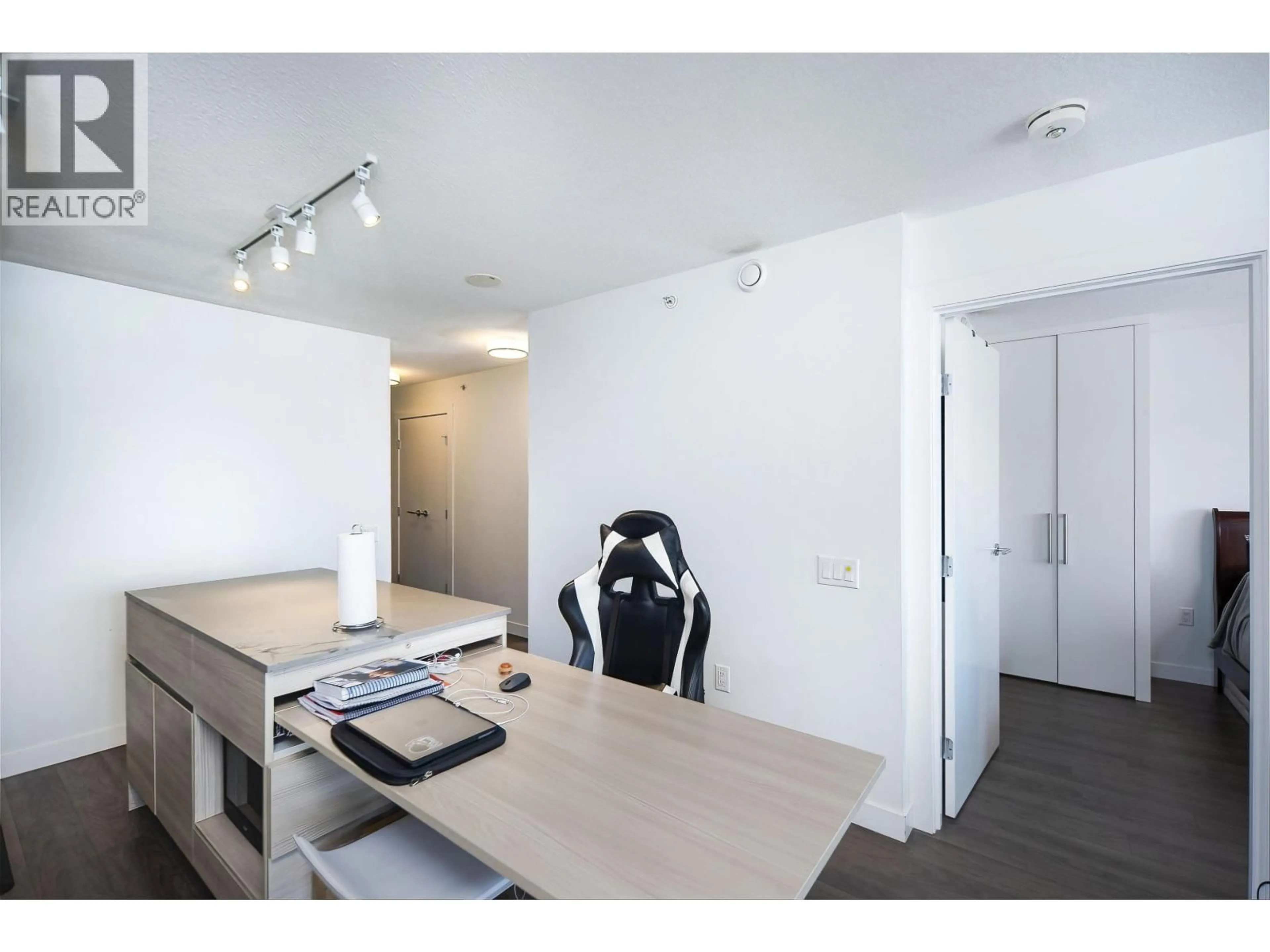 A pic of a room for 710 - 988 QUAYSIDE DRIVE, New Westminster British Columbia V3M0L5