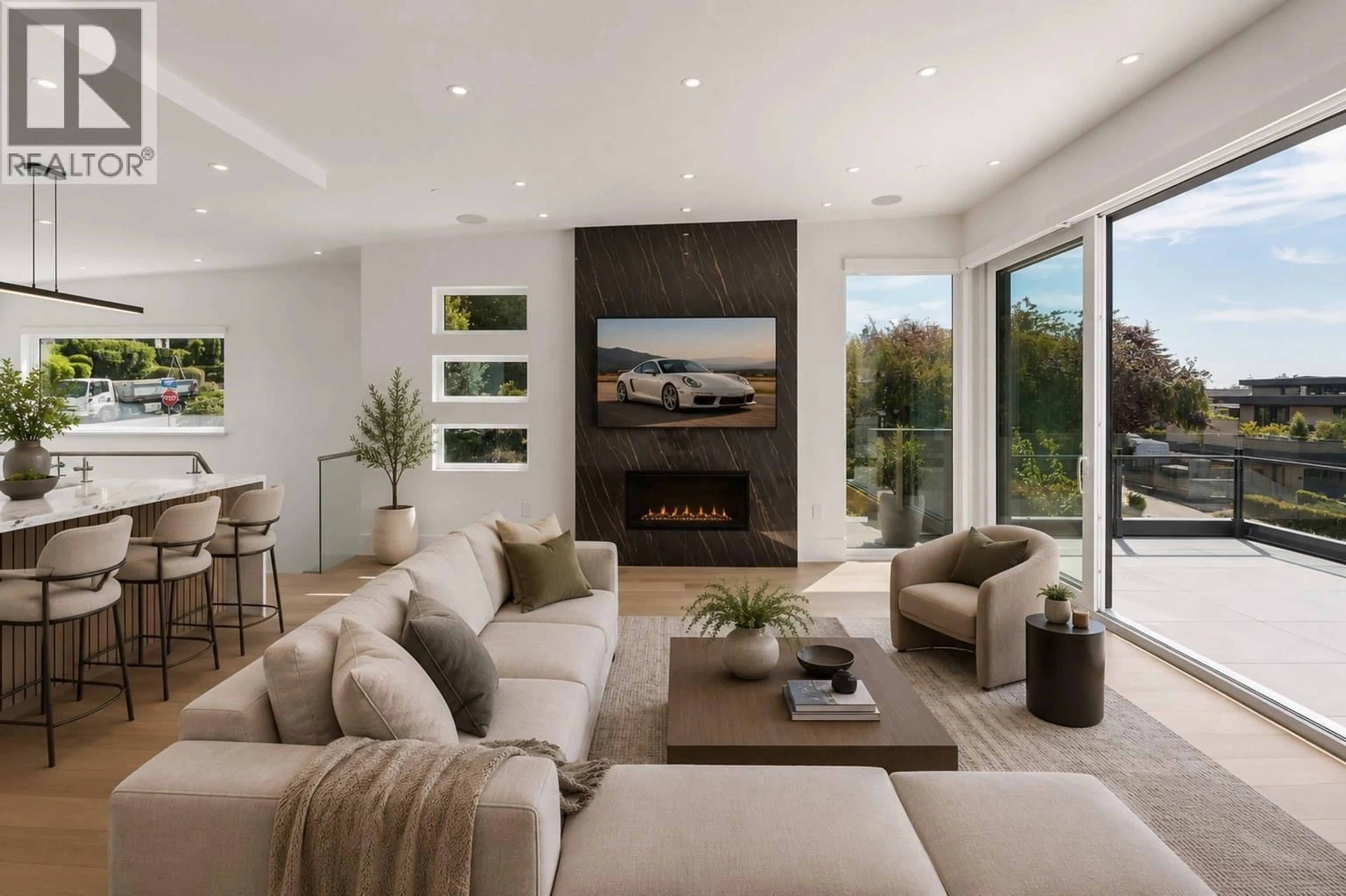 Living room with furniture, unknown for 1202 DUCHESS AVENUE, West Vancouver British Columbia V7T1H4