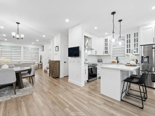 14912 57 AVENUE, Surrey 5