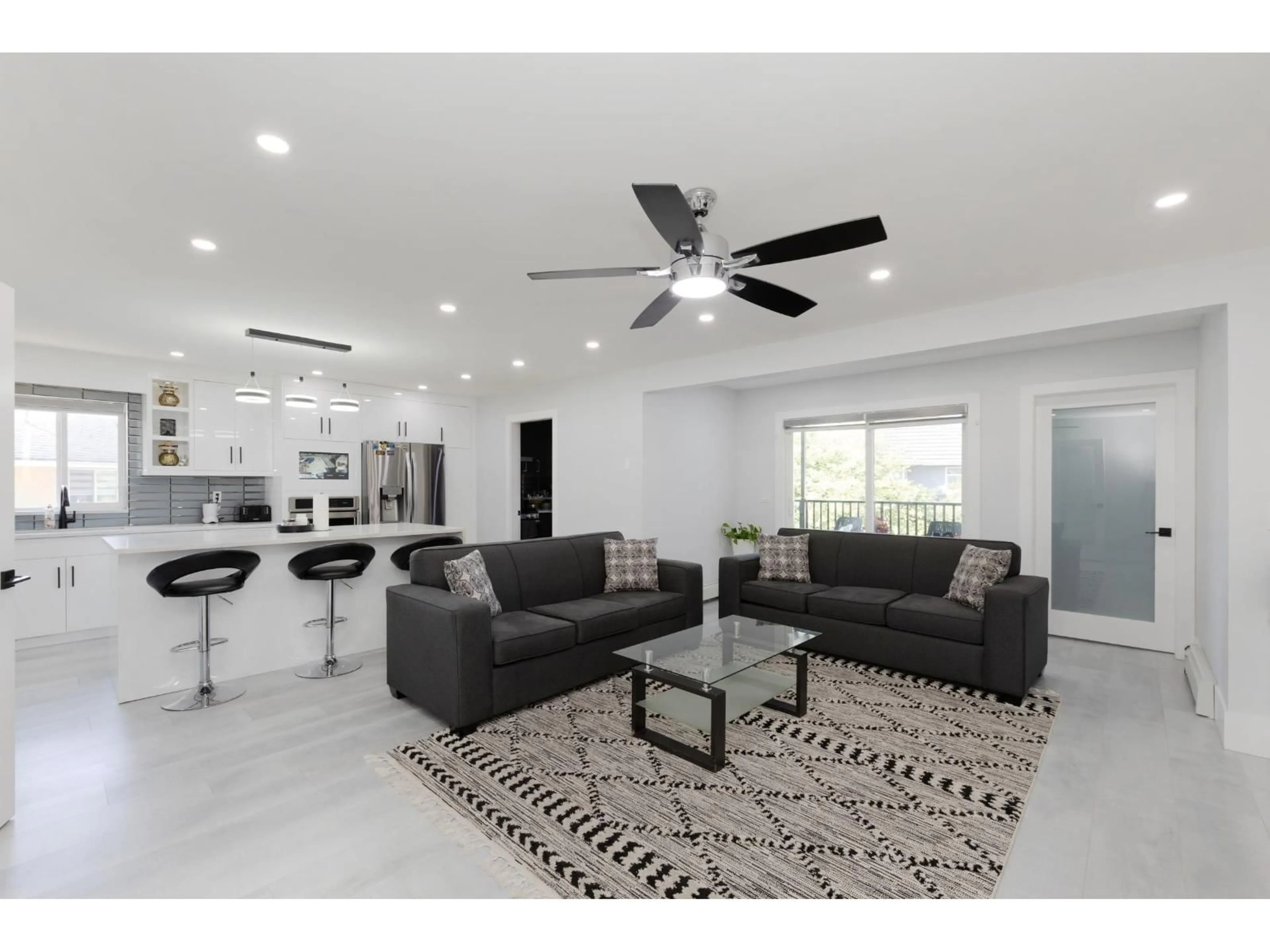 Living room with furniture, ceramic/tile floor for 9057 142A STREET, Surrey British Columbia V3V7X9