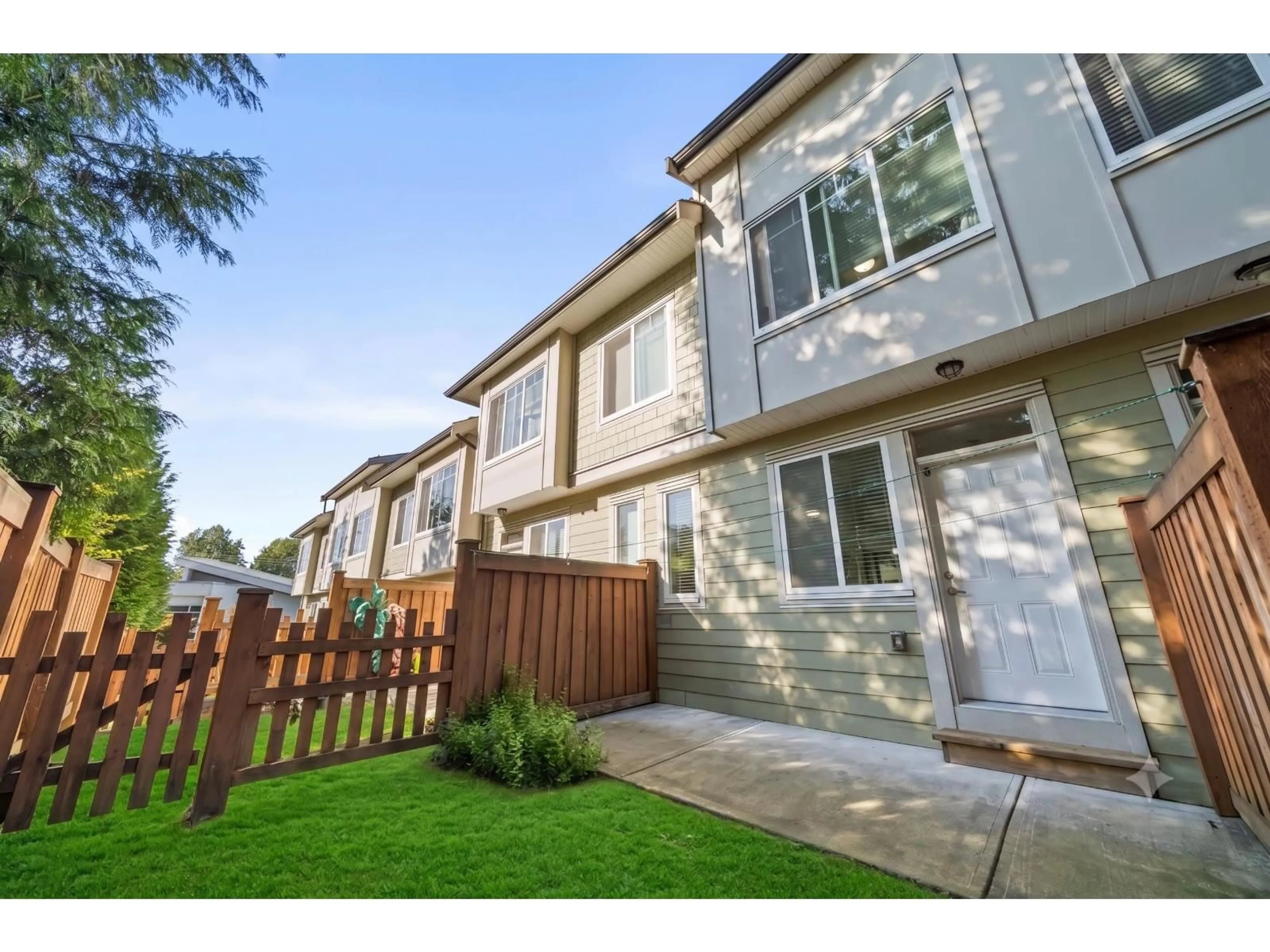 Unknown for 6 - 13670 62 AVENUE, Surrey British Columbia V3X0H8