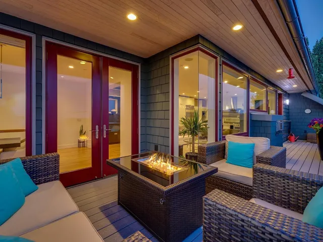 942 KEIL STREET, White Rock 5
