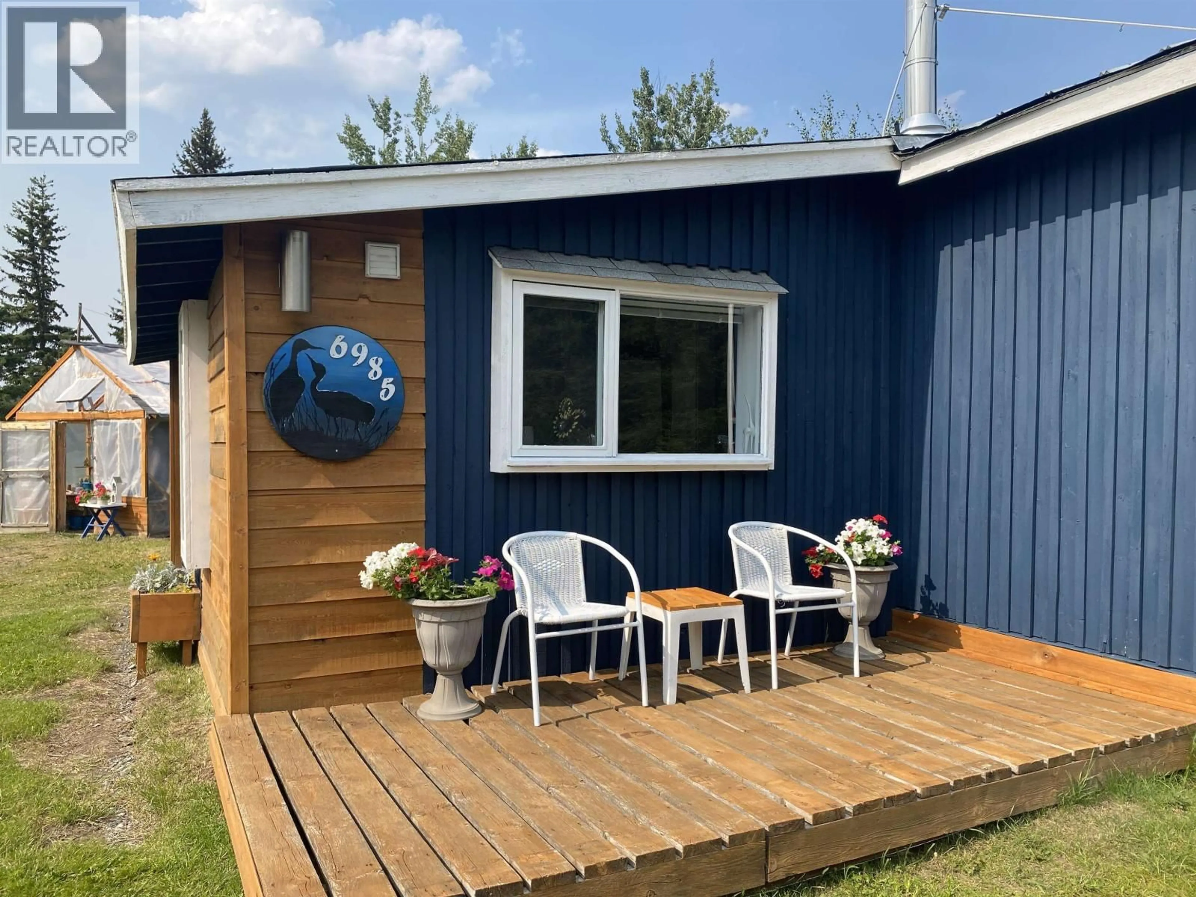 Patio, street for 6985 INMAN ROAD, Lone Butte British Columbia V0K1X0
