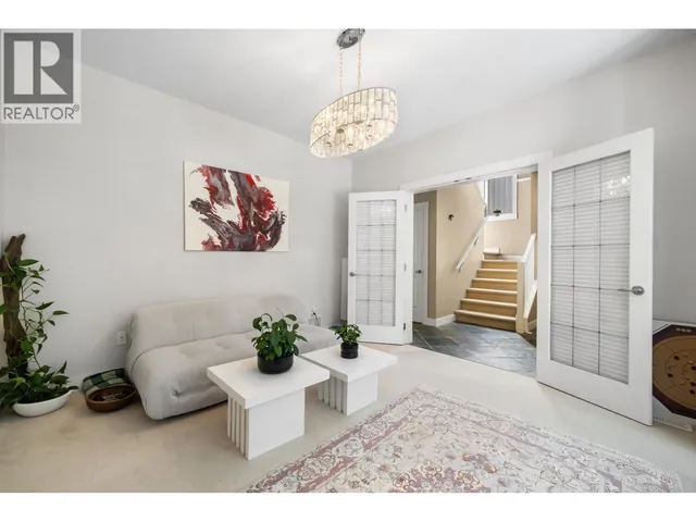 1931 PARKWAY BOULEVARD, Coquitlam 5