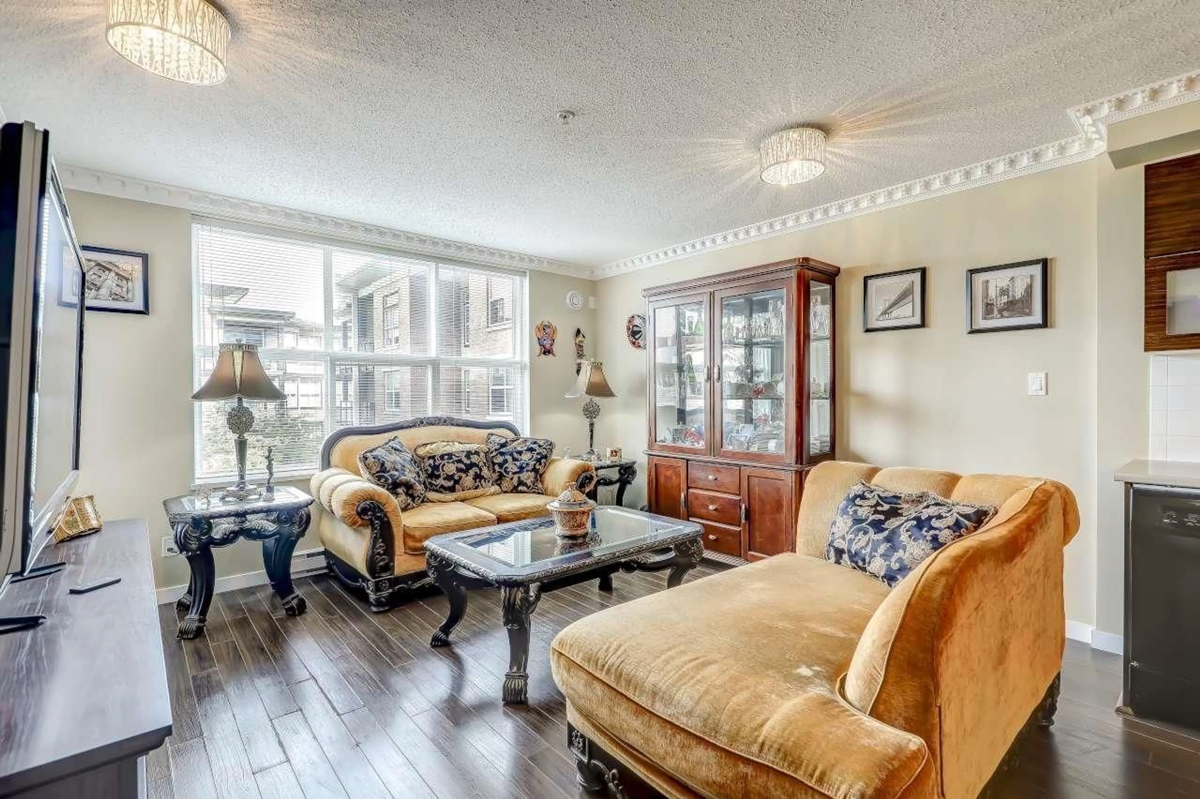 Living room with furniture, unknown for 324 - 10707 139 STREET, Surrey British Columbia V3T0B2